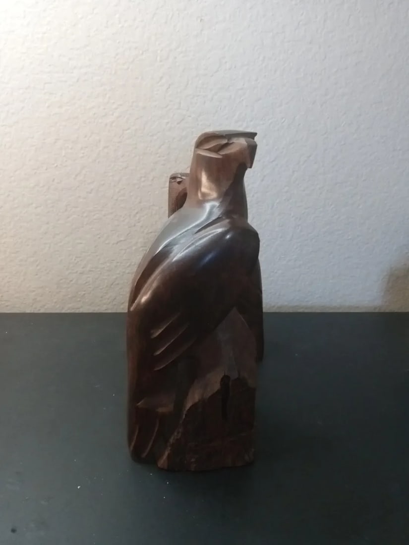 1970s Exquisite Rare Pair of Hand Carved Ironwood Eagle Sculptures. - 4