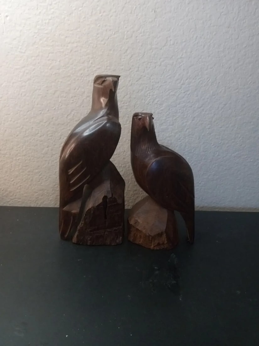 1970s Exquisite Rare Pair of Hand Carved Ironwood Eagle Sculptures. - 5