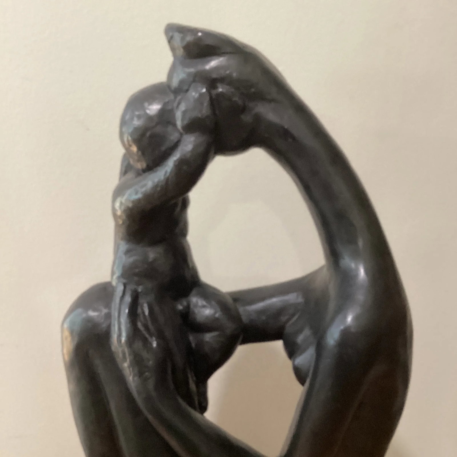 1970s Vintage Abstract Patinaed Sculpture " Mother and Child" by Manuel Carbonell for Austin Product - 3