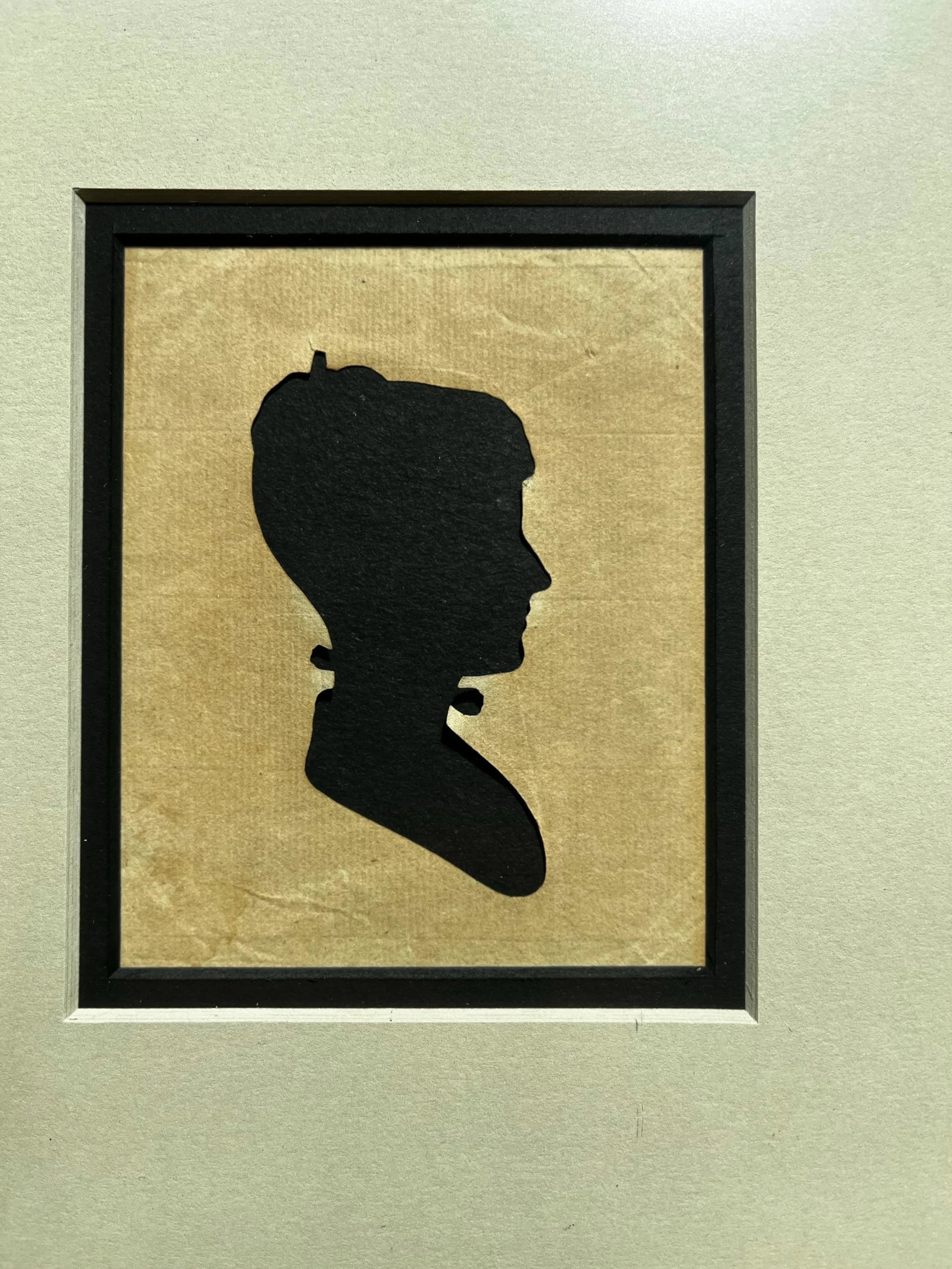 Early 19th Century Pair of Rare Antique Hollow-Cut Silhouettes in Vintage Frames - 8
