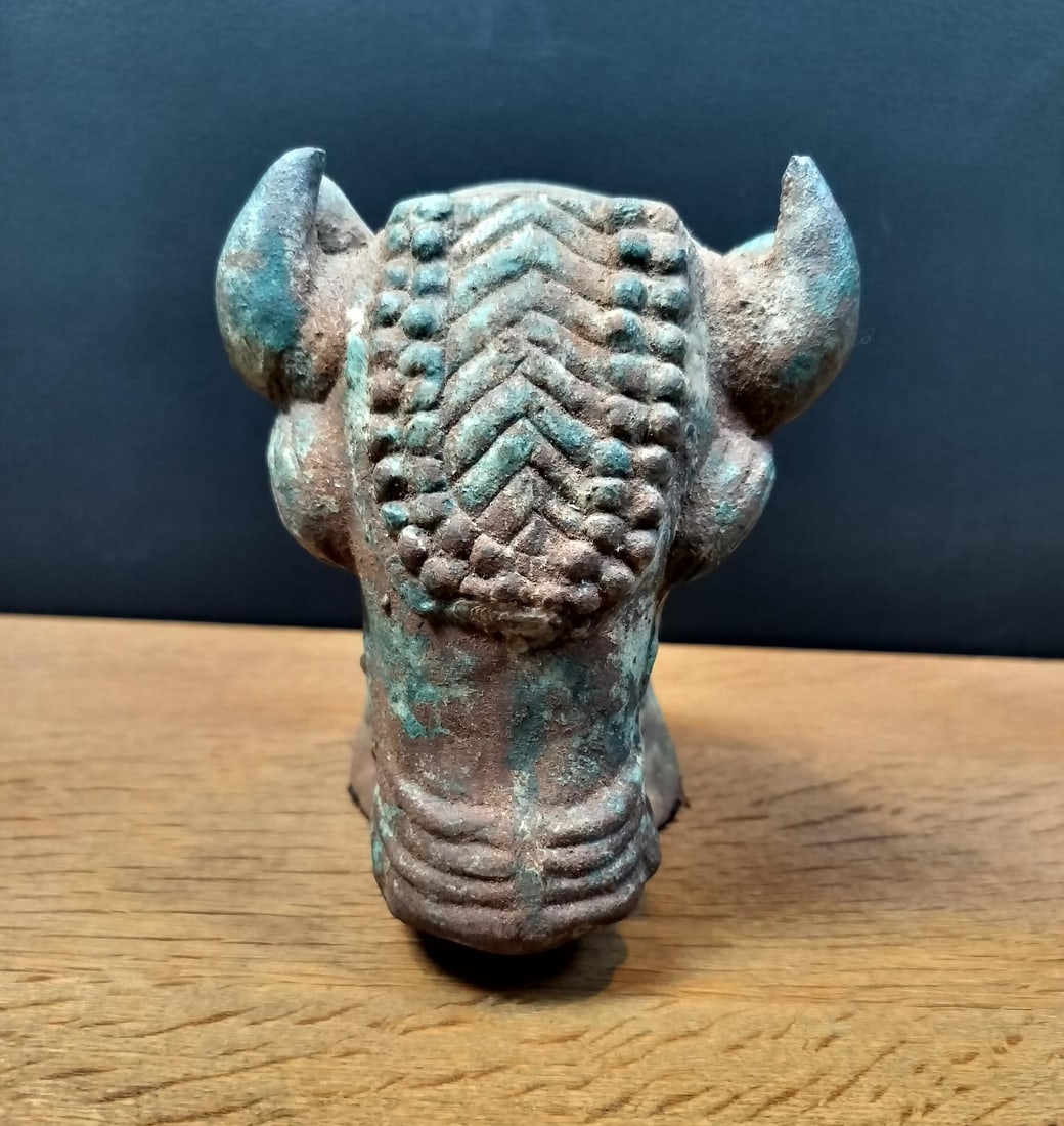Early 20th Century Stylized Cast Iron Bulls Head - 4