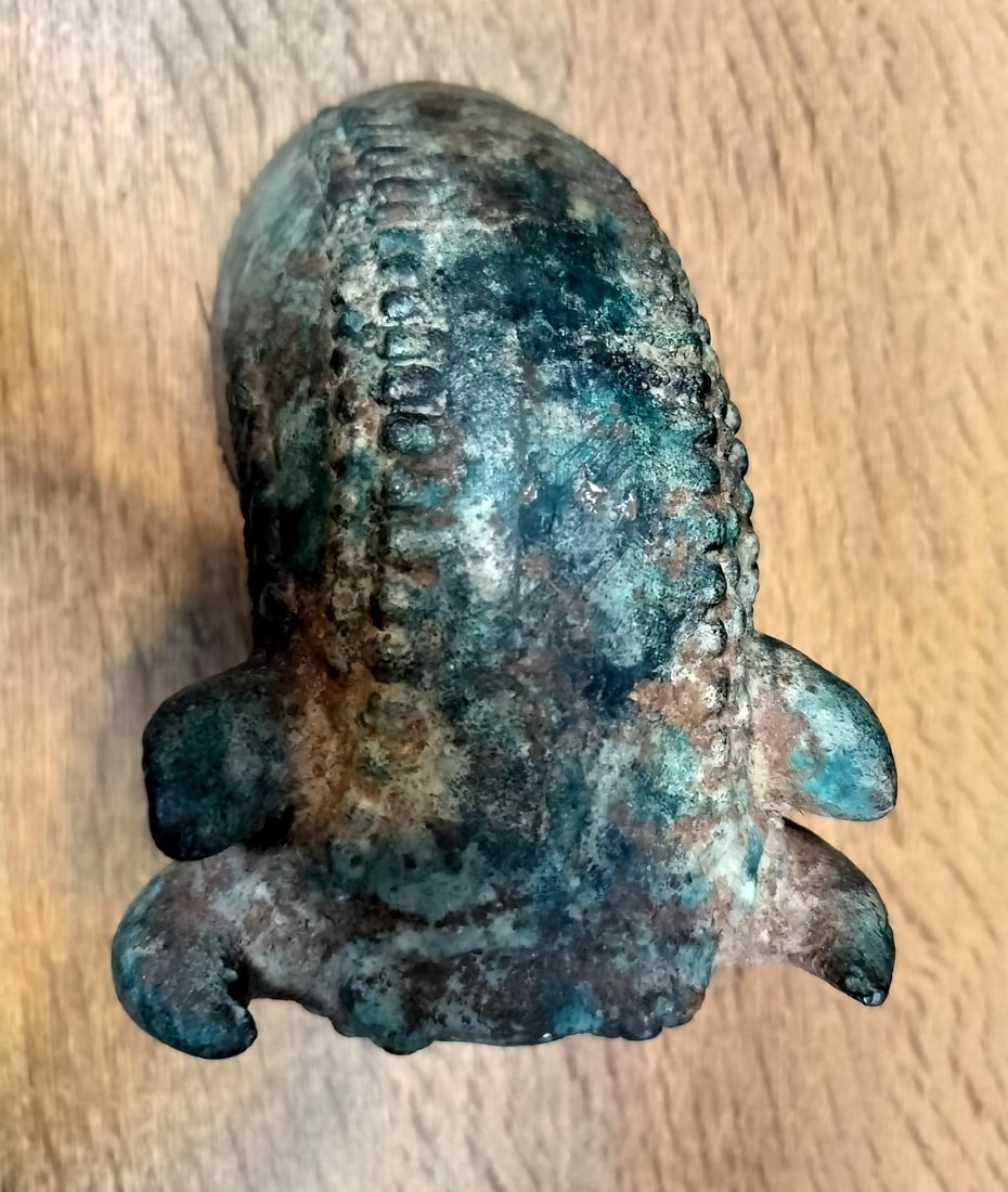 Early 20th Century Stylized Cast Iron Bulls Head - 6