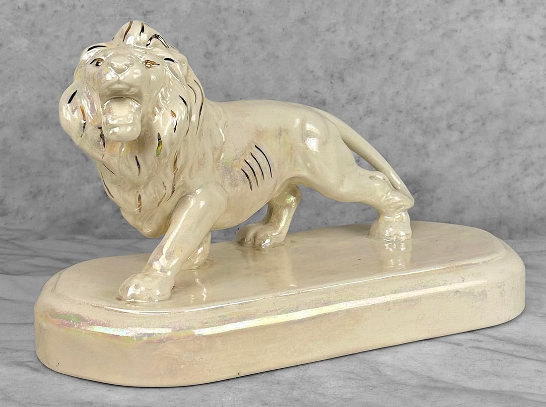Vintage 12" Hollywood Regency White Luster Porcelain Lion Sculpture - 3