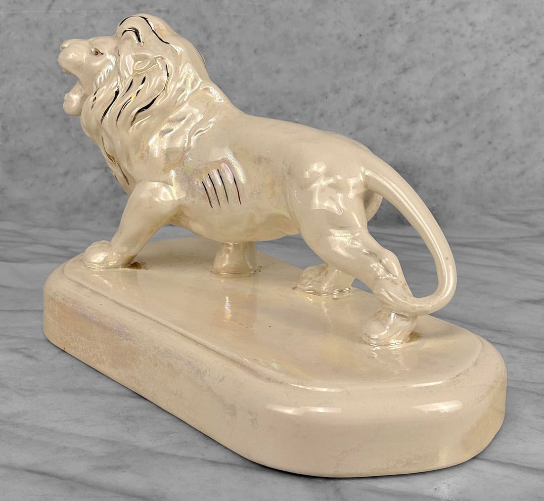 Vintage 12" Hollywood Regency White Luster Porcelain Lion Sculpture - 4