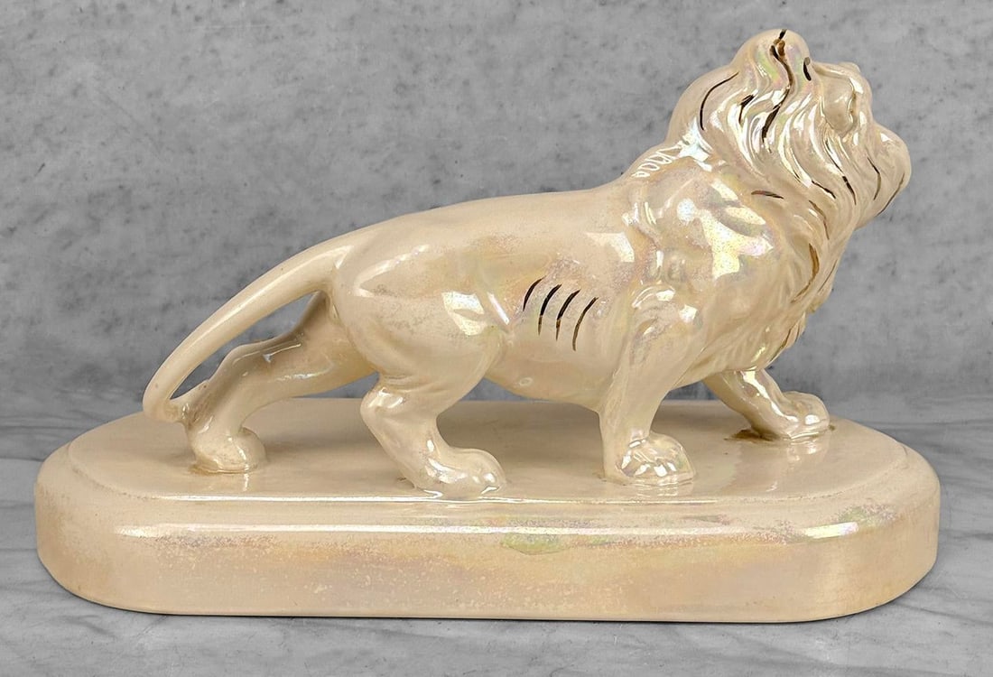Vintage 12" Hollywood Regency White Luster Porcelain Lion Sculpture - 7
