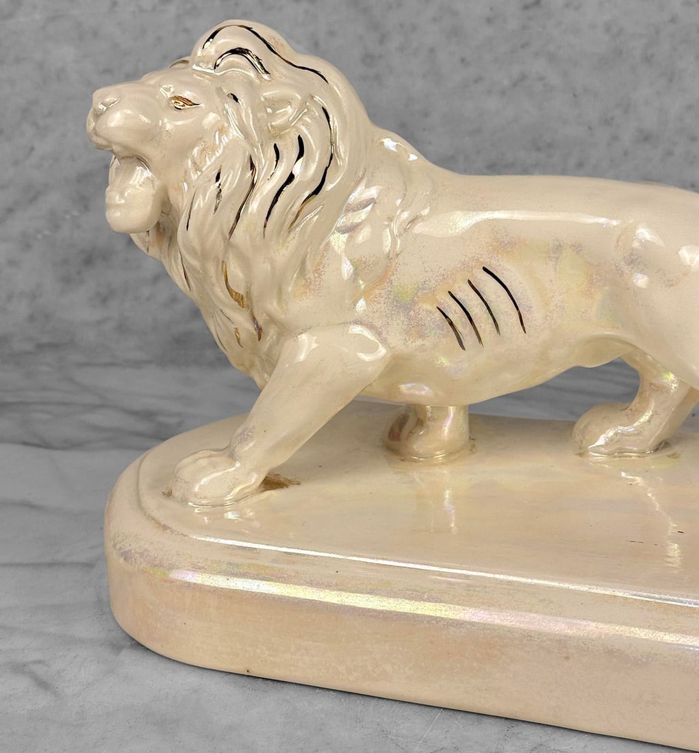 Vintage 12" Hollywood Regency White Luster Porcelain Lion Sculpture - 9