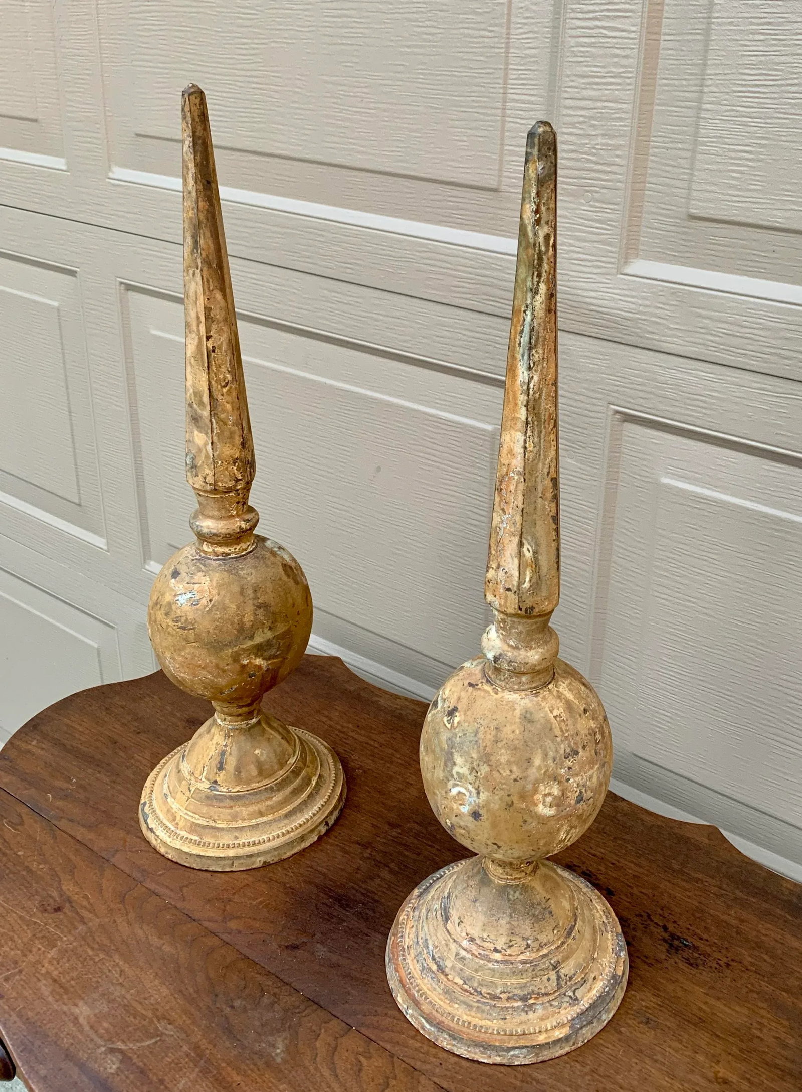 Weathered Cast Iron Garden Finials, a Decorative Pair - 3