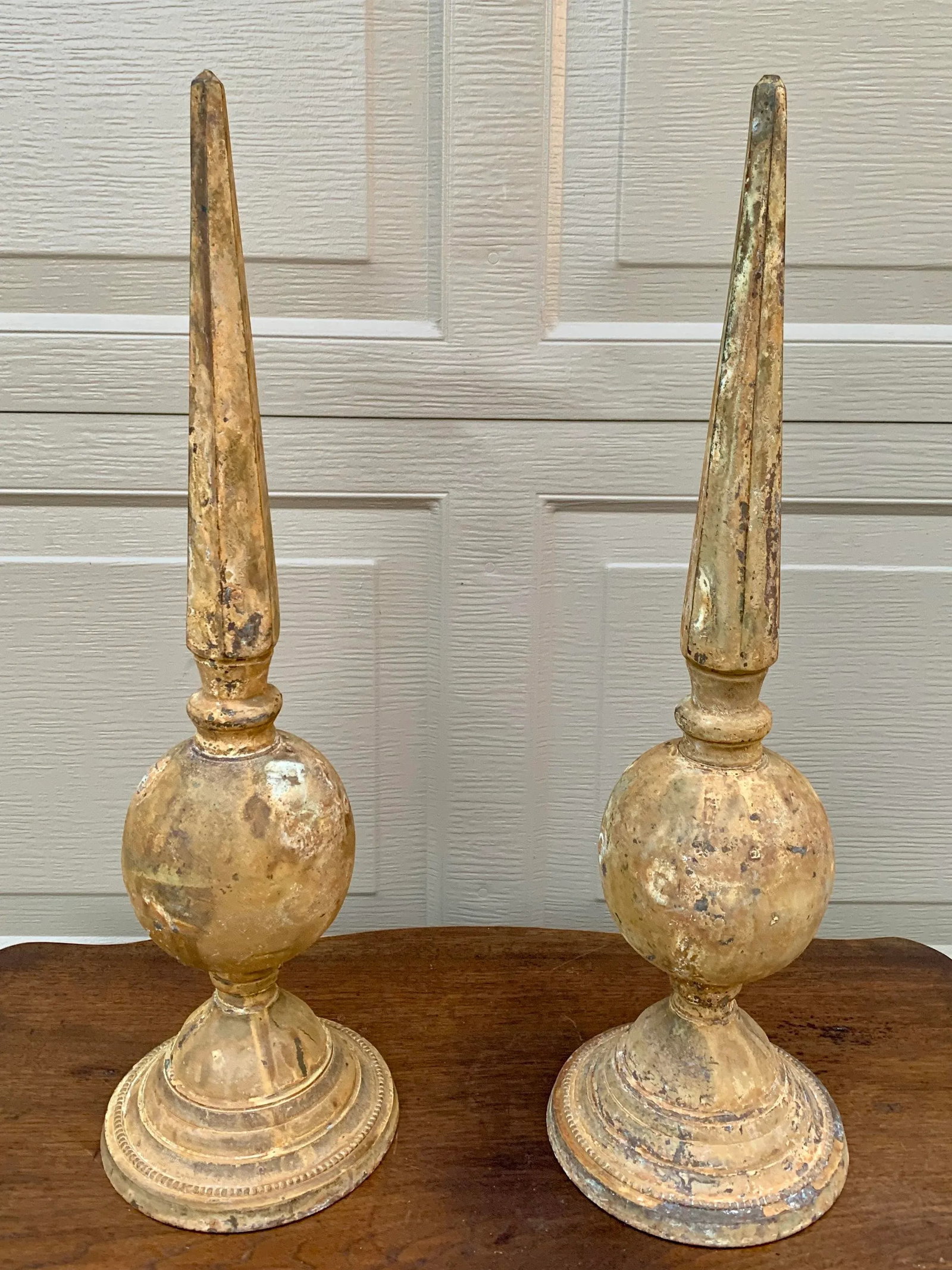 Weathered Cast Iron Garden Finials, a Decorative Pair - 6