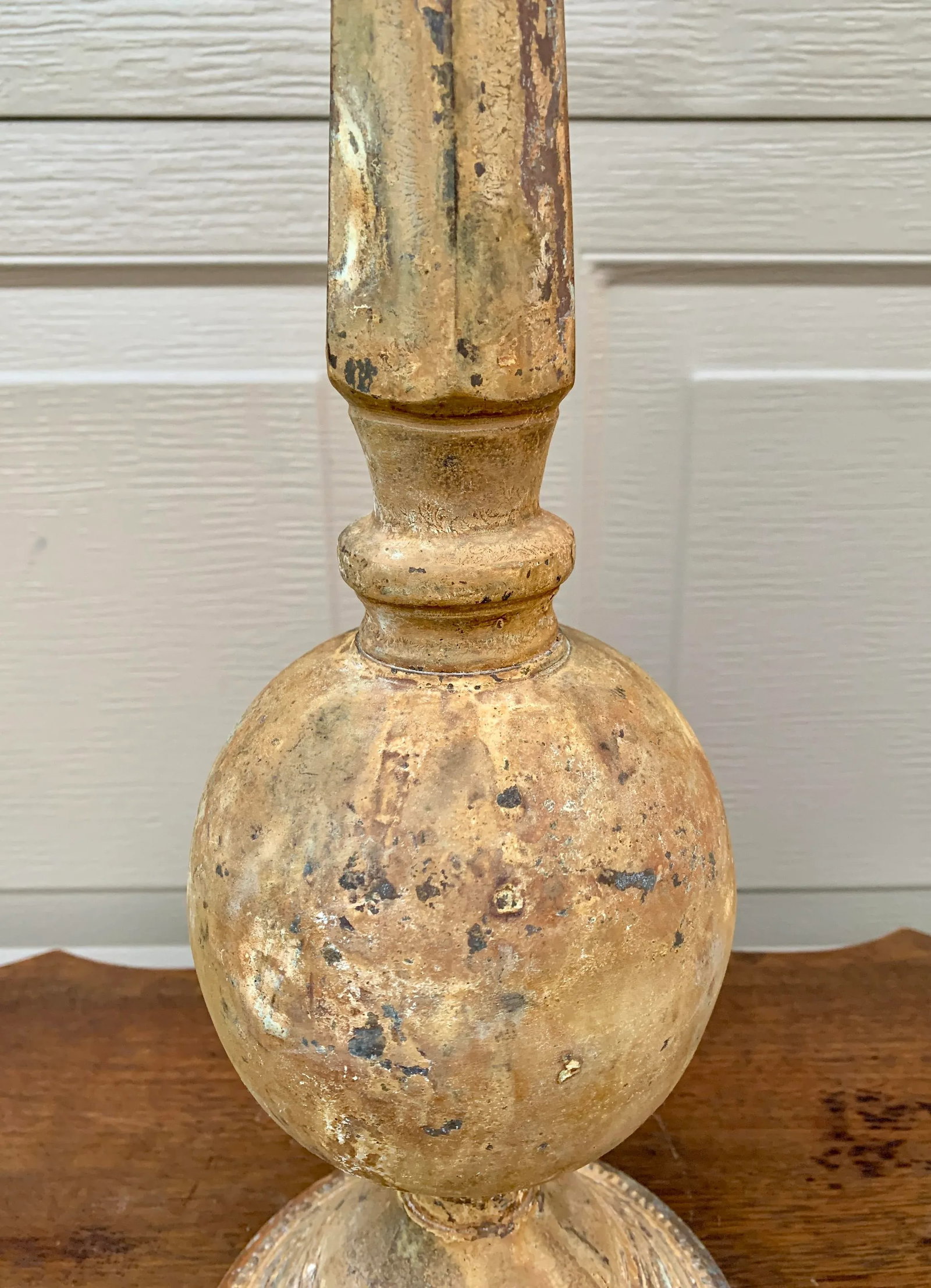 Weathered Cast Iron Garden Finials, a Decorative Pair - 9