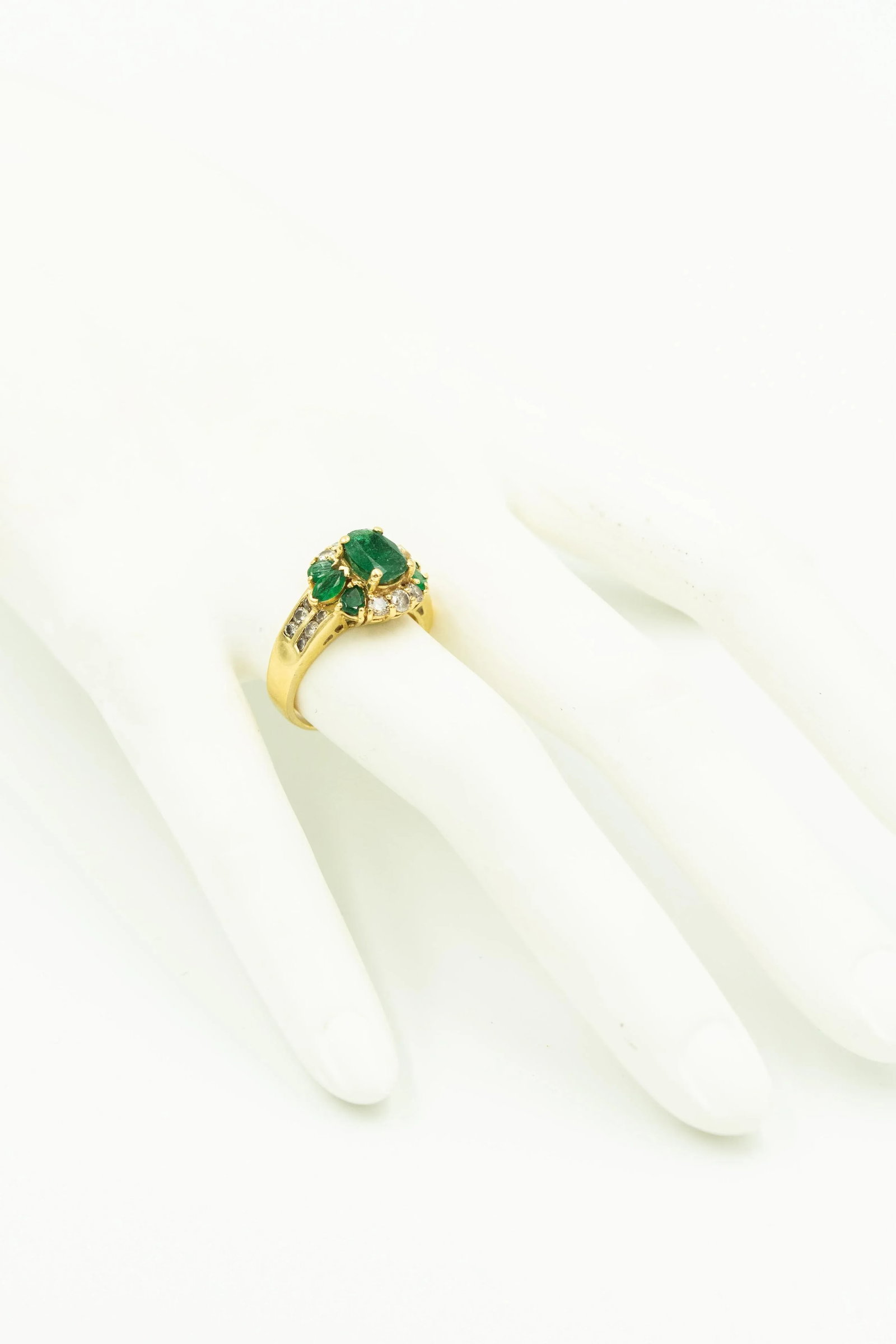 Emerald and Diamond Yellow Gold Ring size 8 - 6