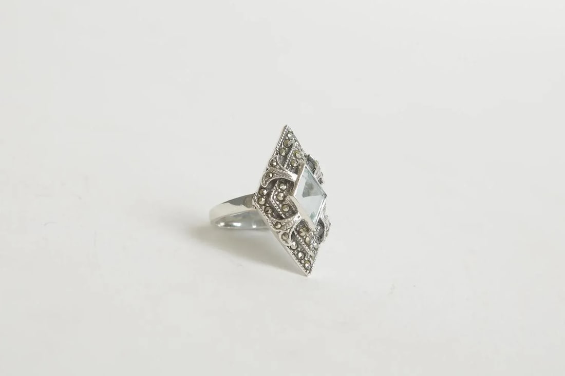 Vintage Art Deco Sterling Silver Blue Topaz and Marquisette Art Deco Ring, Size 8 - 4