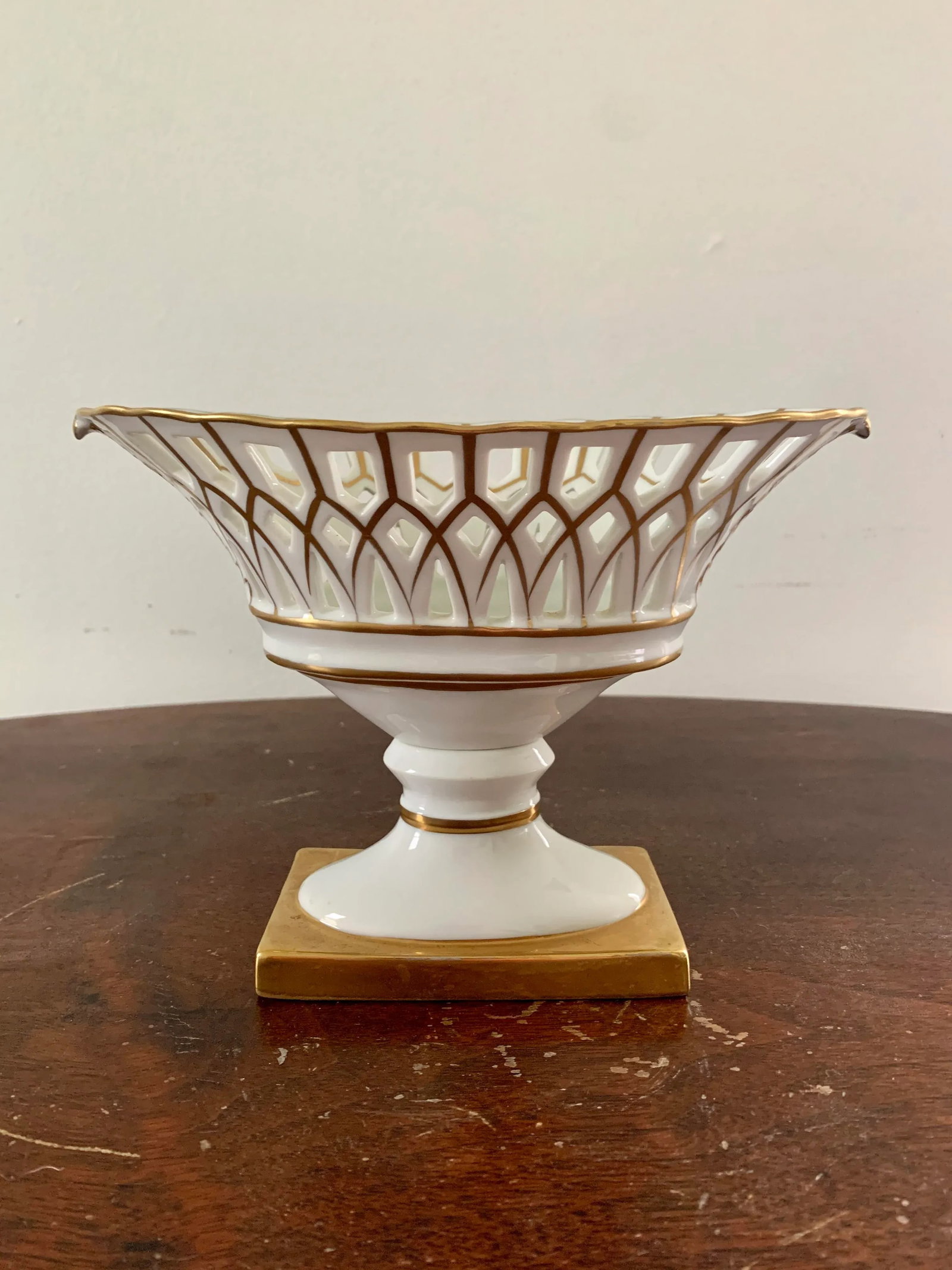 Reticulated Regency White Porcelain and Gold Gilt Basket Compote - 8