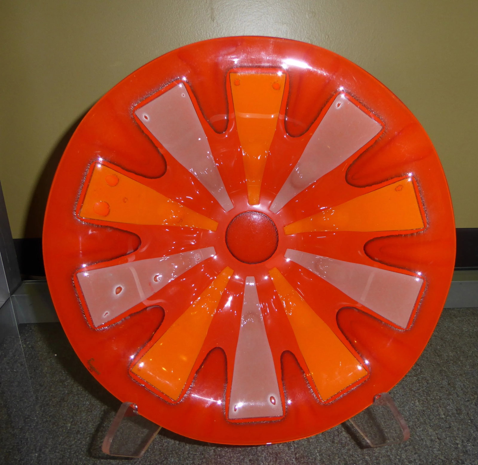 1960s Scandinavian Modern Michael & Frances Higgins Fused Glass Bowl - 2