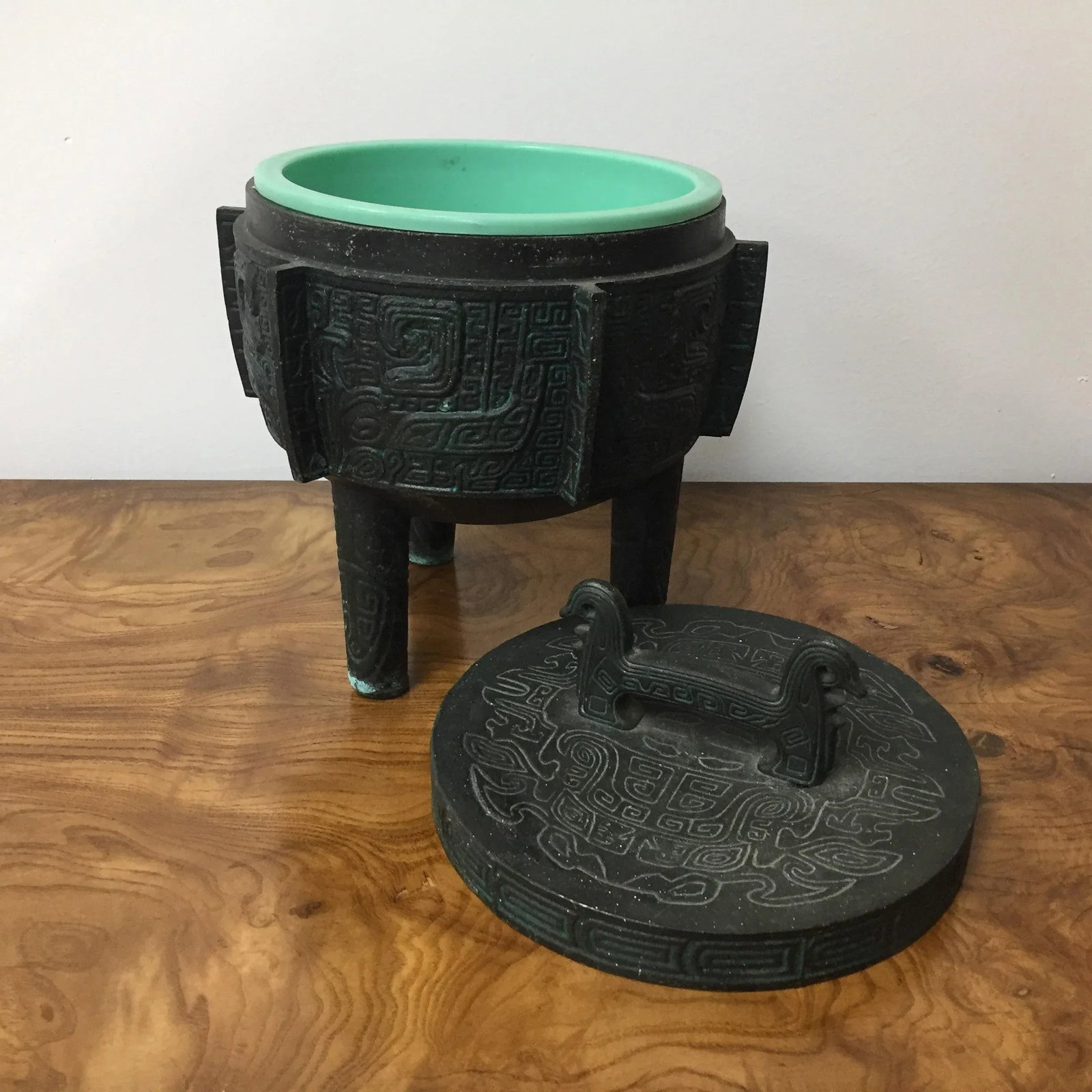 1970s Vintage Asian Style of James Mont Inspired Ice Bucket - 3