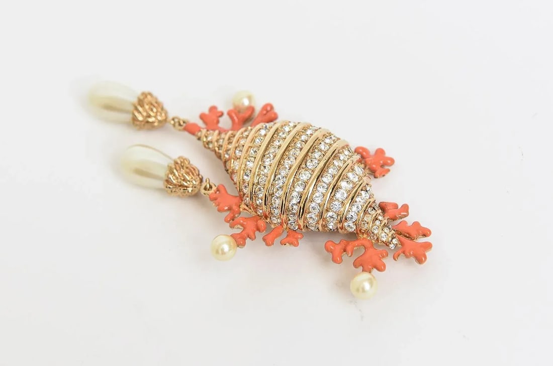 Hutton Wilkinson Coral Enamel Faux Pearl, Rhinestone Gold Filled Brooch /Pin 1980's - 4