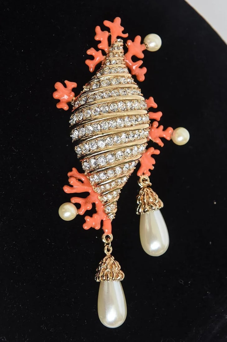 Hutton Wilkinson Coral Enamel Faux Pearl, Rhinestone Gold Filled Brooch /Pin 1980's - 9