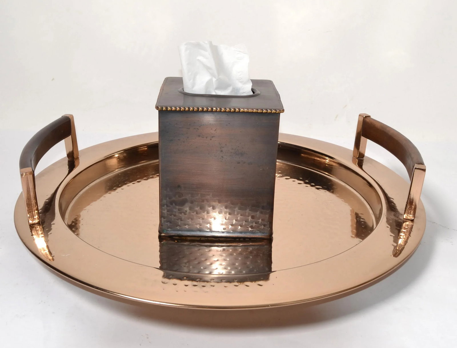 1990s Williams Sonoma Round Hammered Copper Serving Tray Leather Handles Ottoman Tray - 12