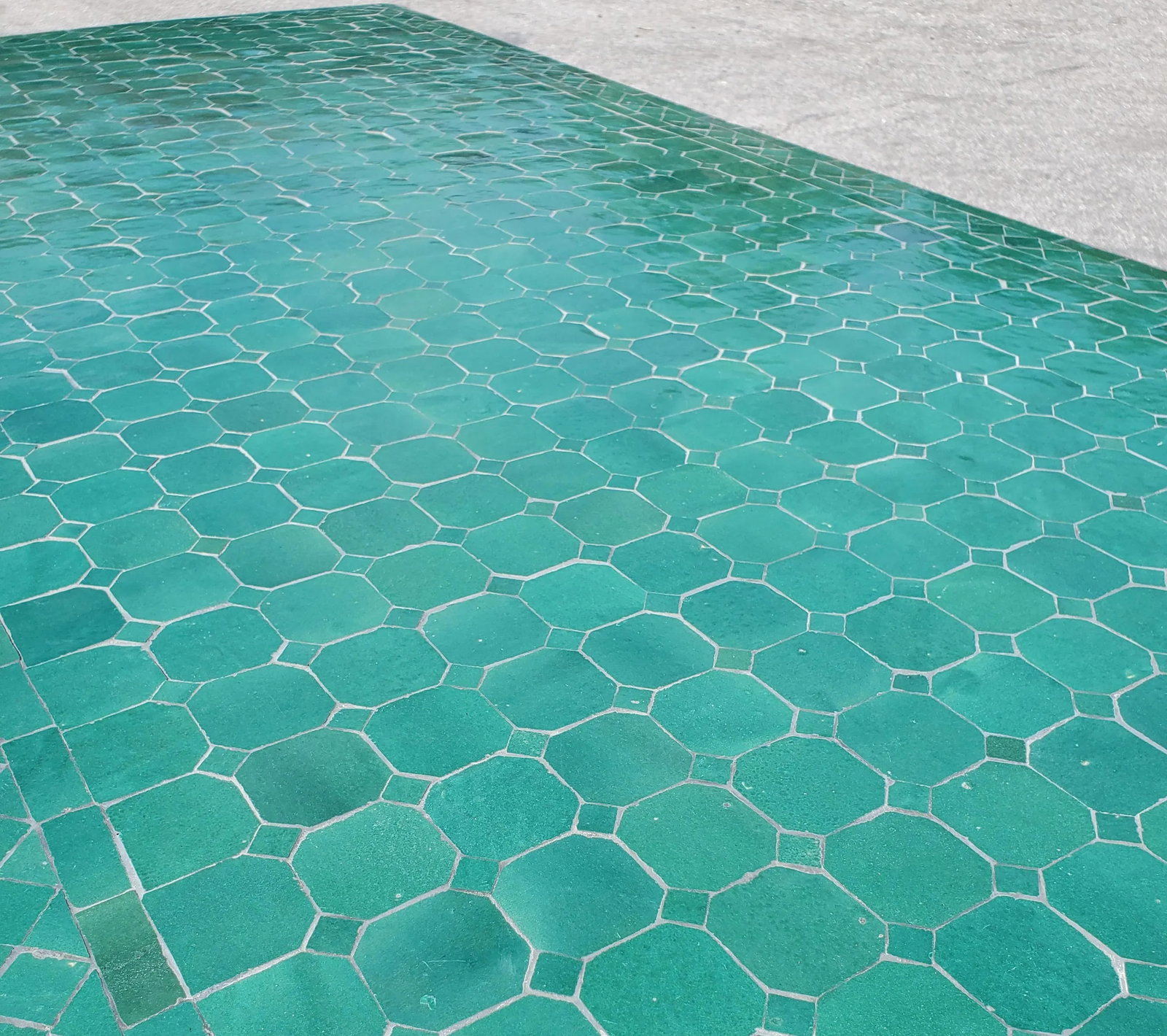 71" Rectangular Hunter Green Moroccan Mosaic Table - 5