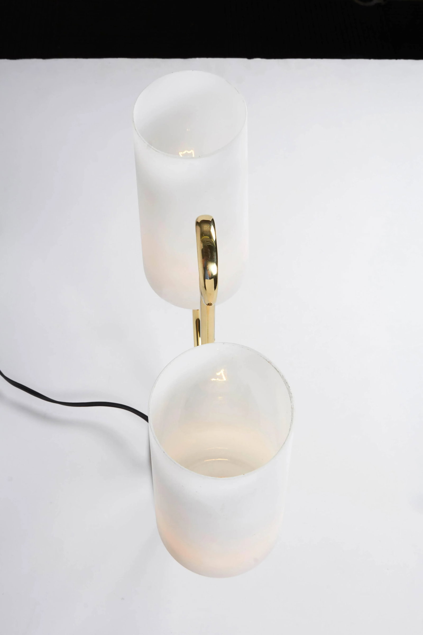 Stilnovo 1950s Italian Table Lamp in Brass and Case Glass Satin Shades - 2