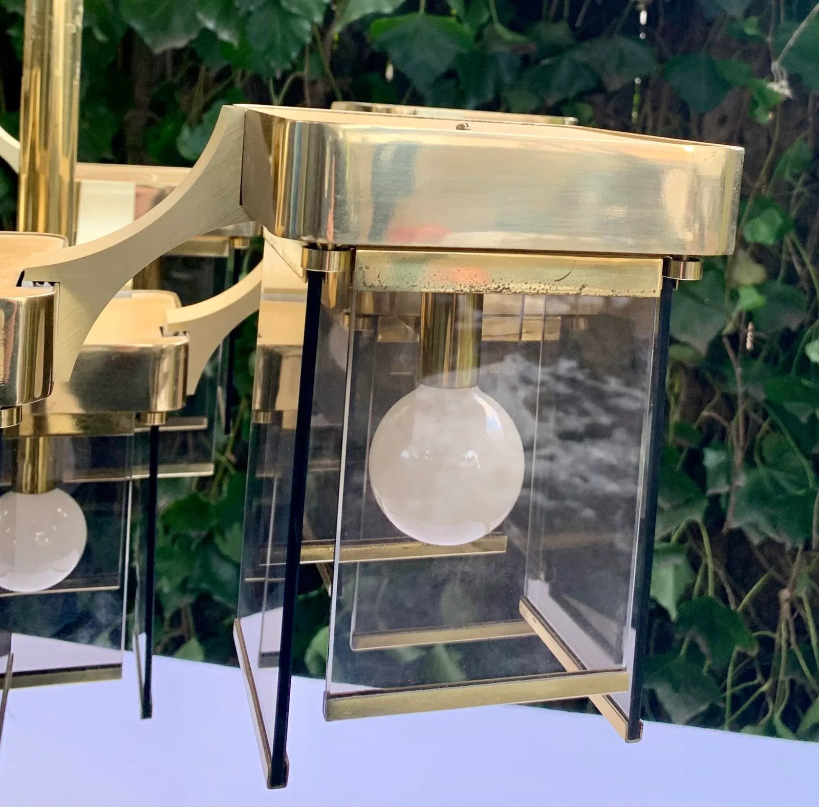 1970s Italian Gaetano Sciolari Midcentury Modern Brutalist 9-Arm Brass and Smoke Glass Chandelier - 5
