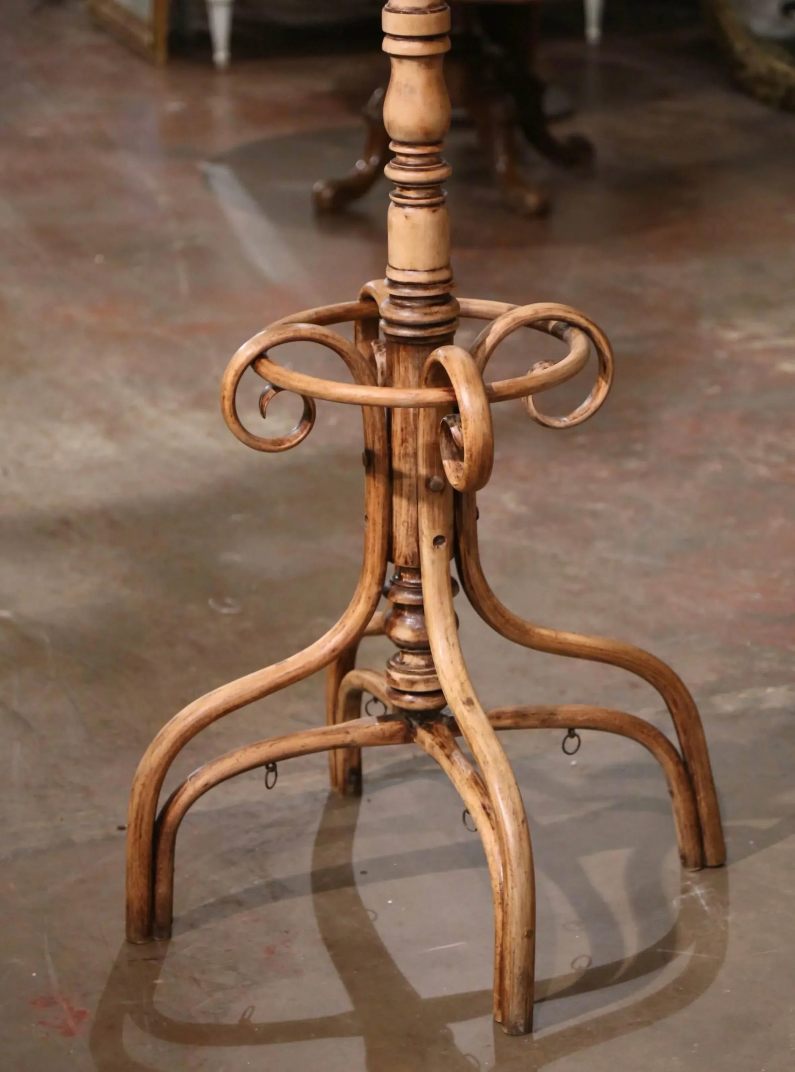 Early 20th Century Thonet Style Bleached Bentwood Swivel Hall Tree Coat Stand - 3
