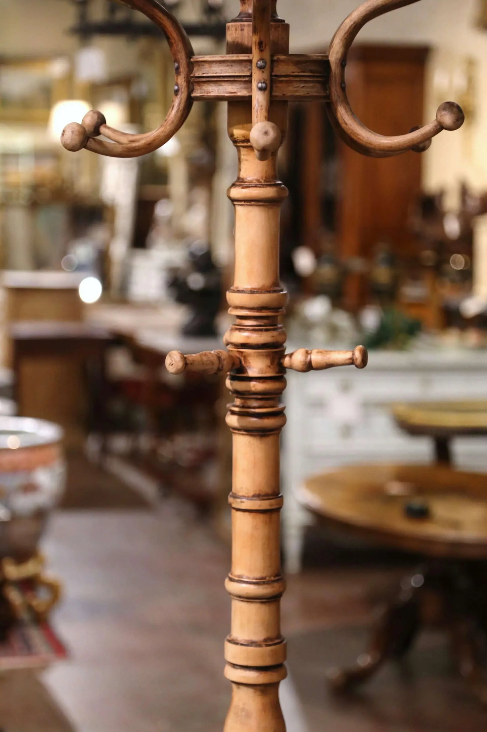 Early 20th Century Thonet Style Bleached Bentwood Swivel Hall Tree Coat Stand - 4