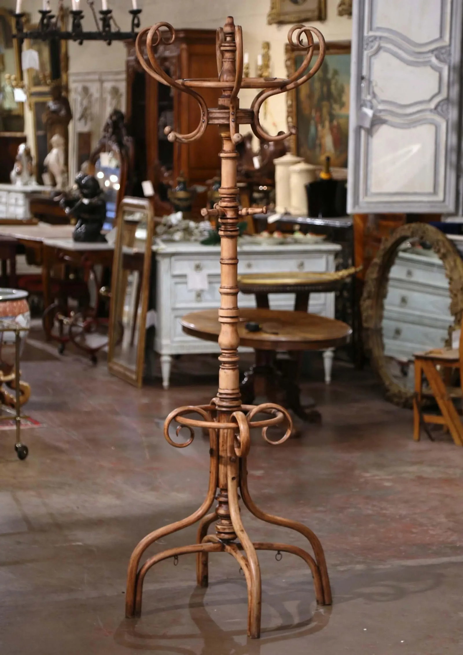 Early 20th Century Thonet Style Bleached Bentwood Swivel Hall Tree Coat Stand - 6