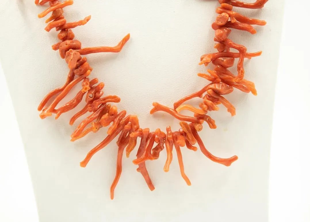 Vintage Branch Coral Necklace - 3