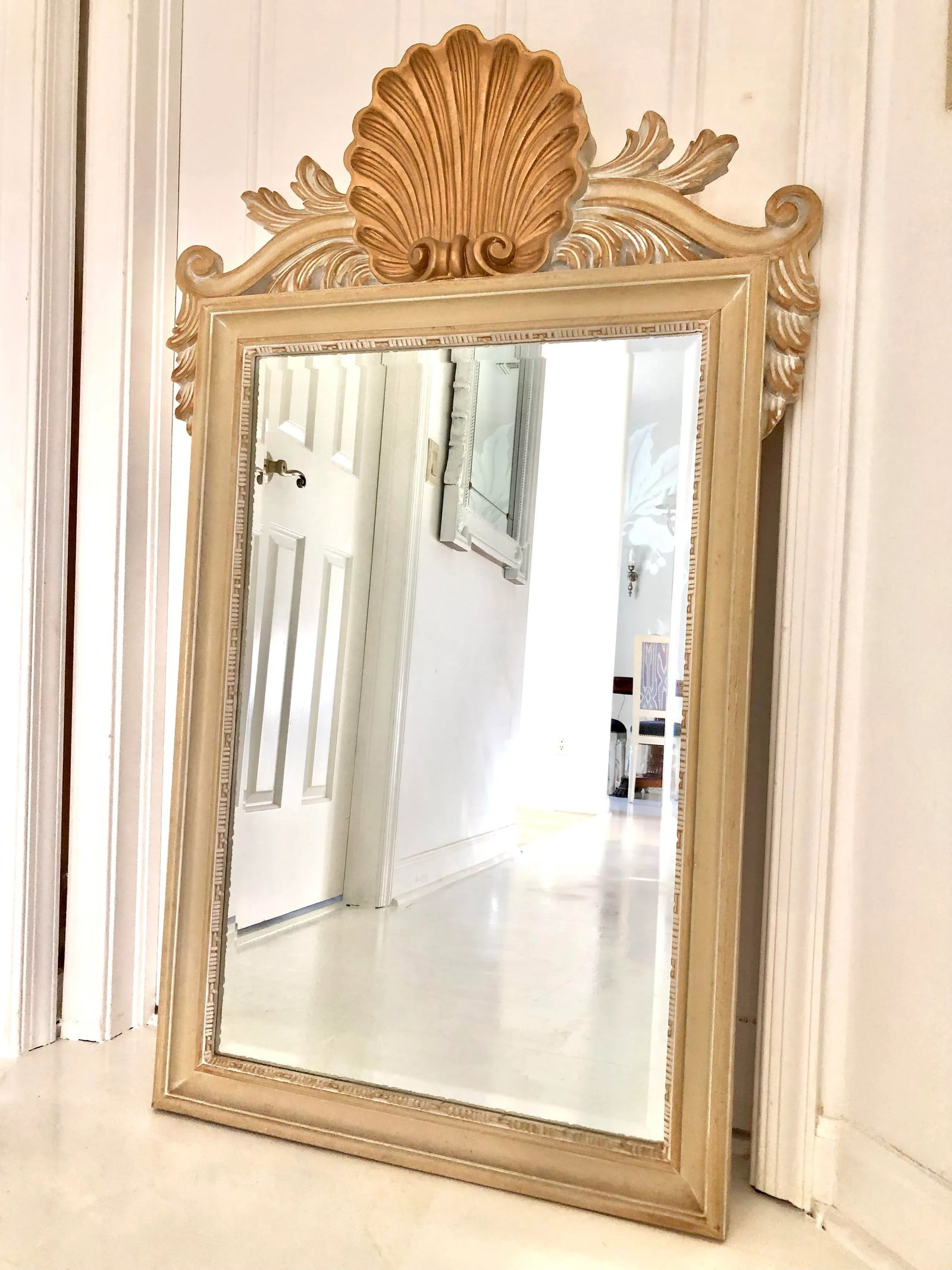 Vintage Hollywood Regency Shell Motif Wall Mirror - 12