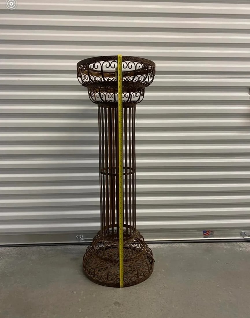 Vintage Mid Century Decorative Scrollwork Metal Plant Stand - 4