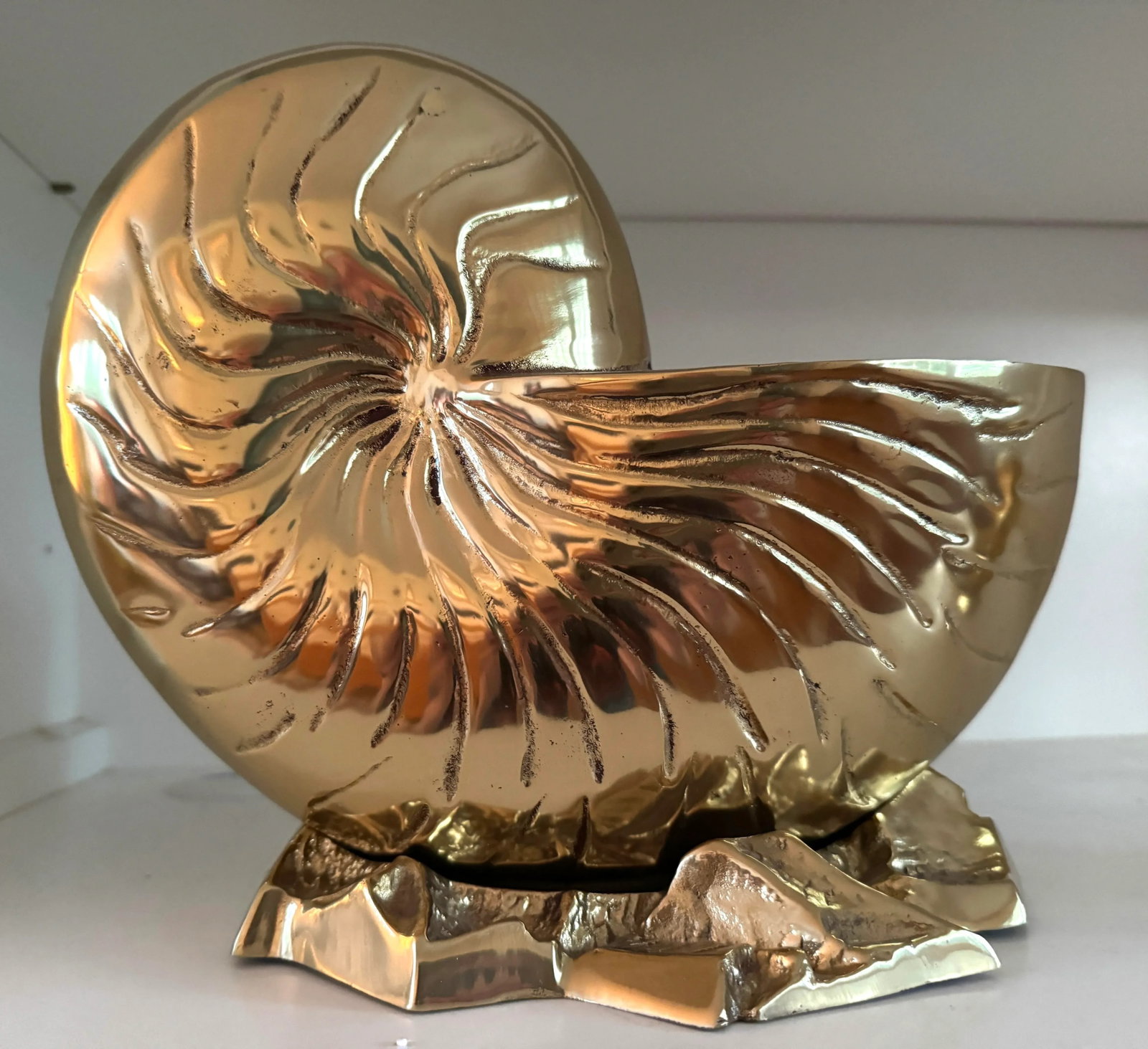 Vintage Heavy Brass Shell Wine Cooler, Planter - 2
