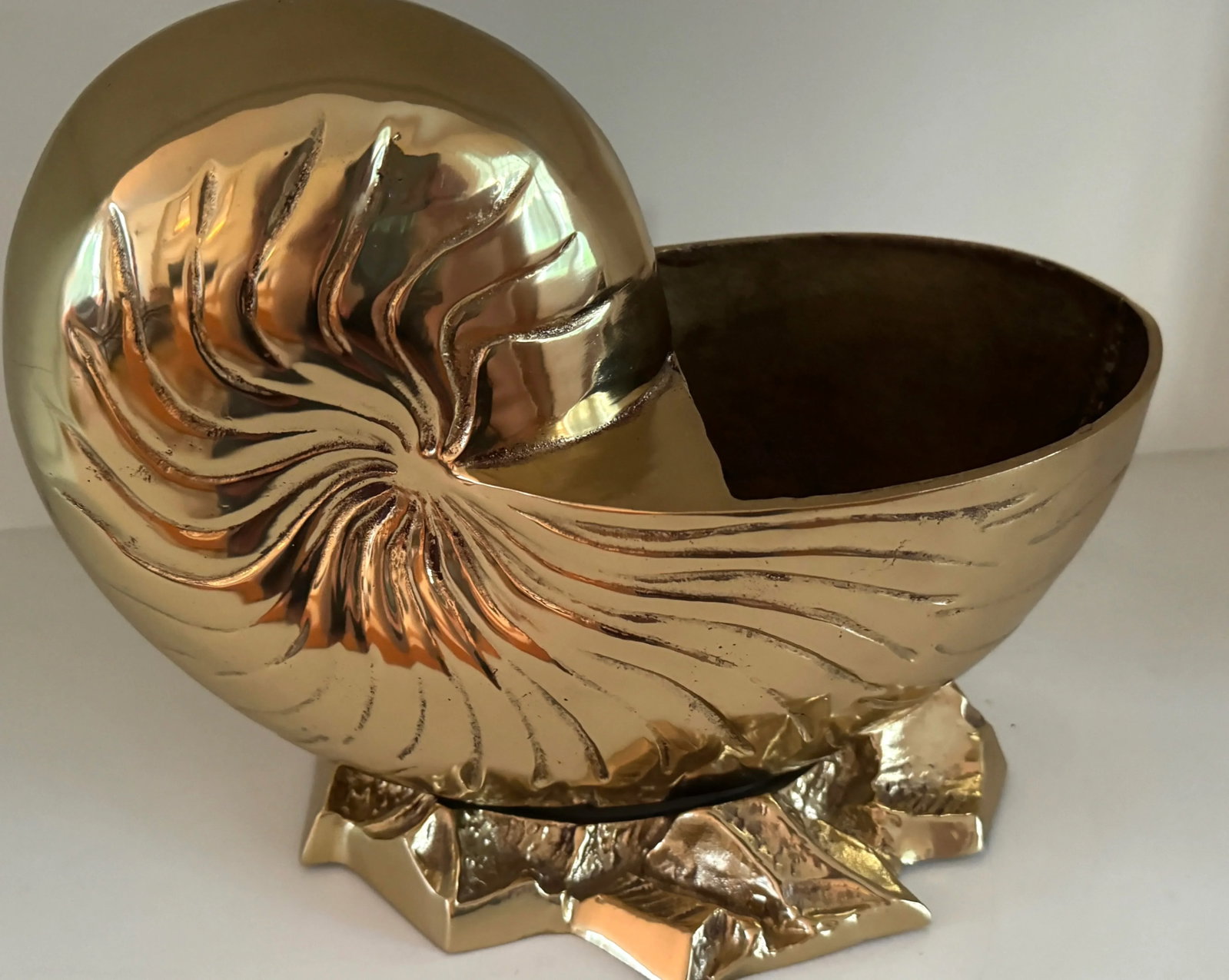Vintage Heavy Brass Shell Wine Cooler, Planter - 6