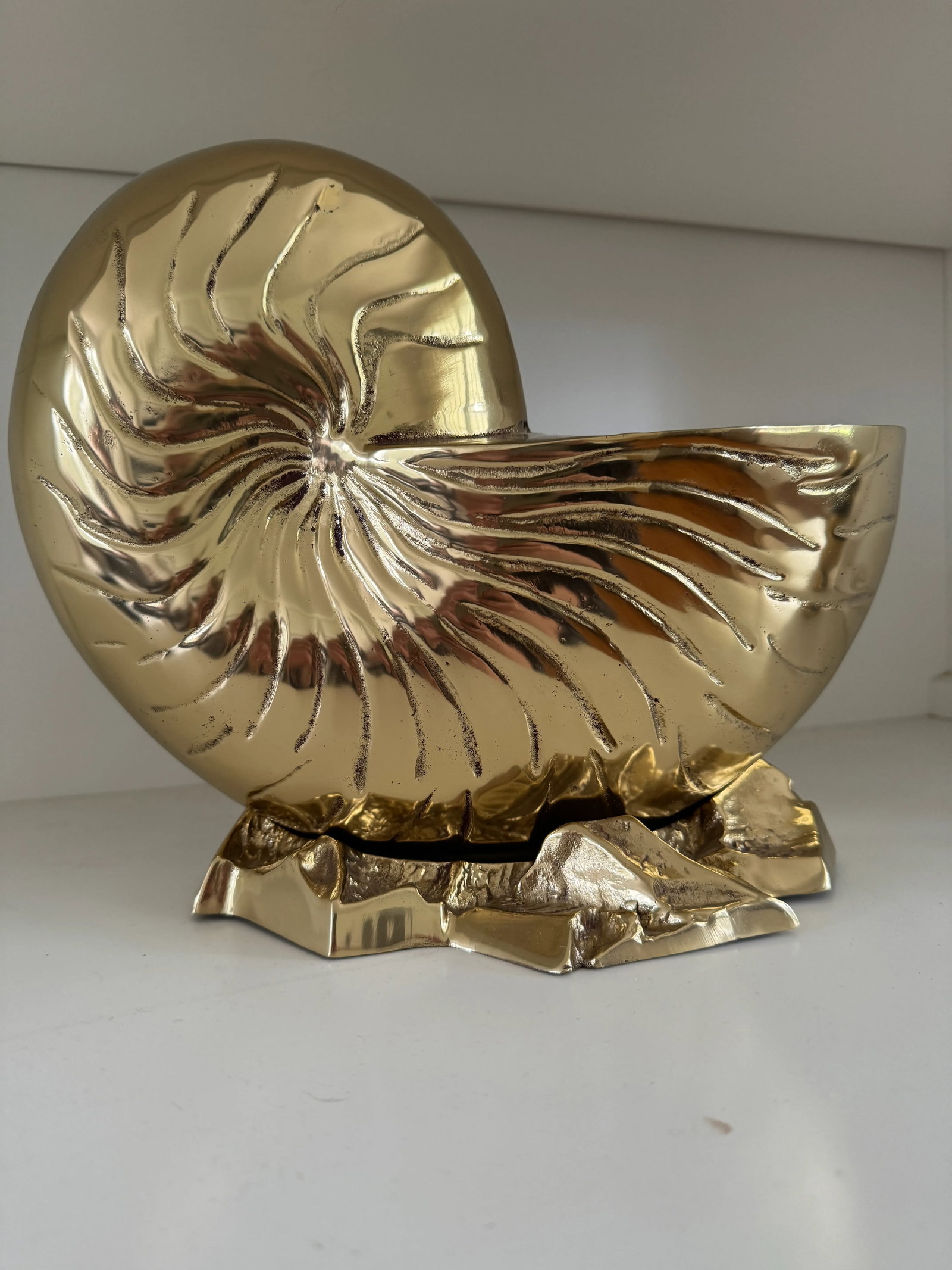 Vintage Heavy Brass Shell Wine Cooler, Planter - 7