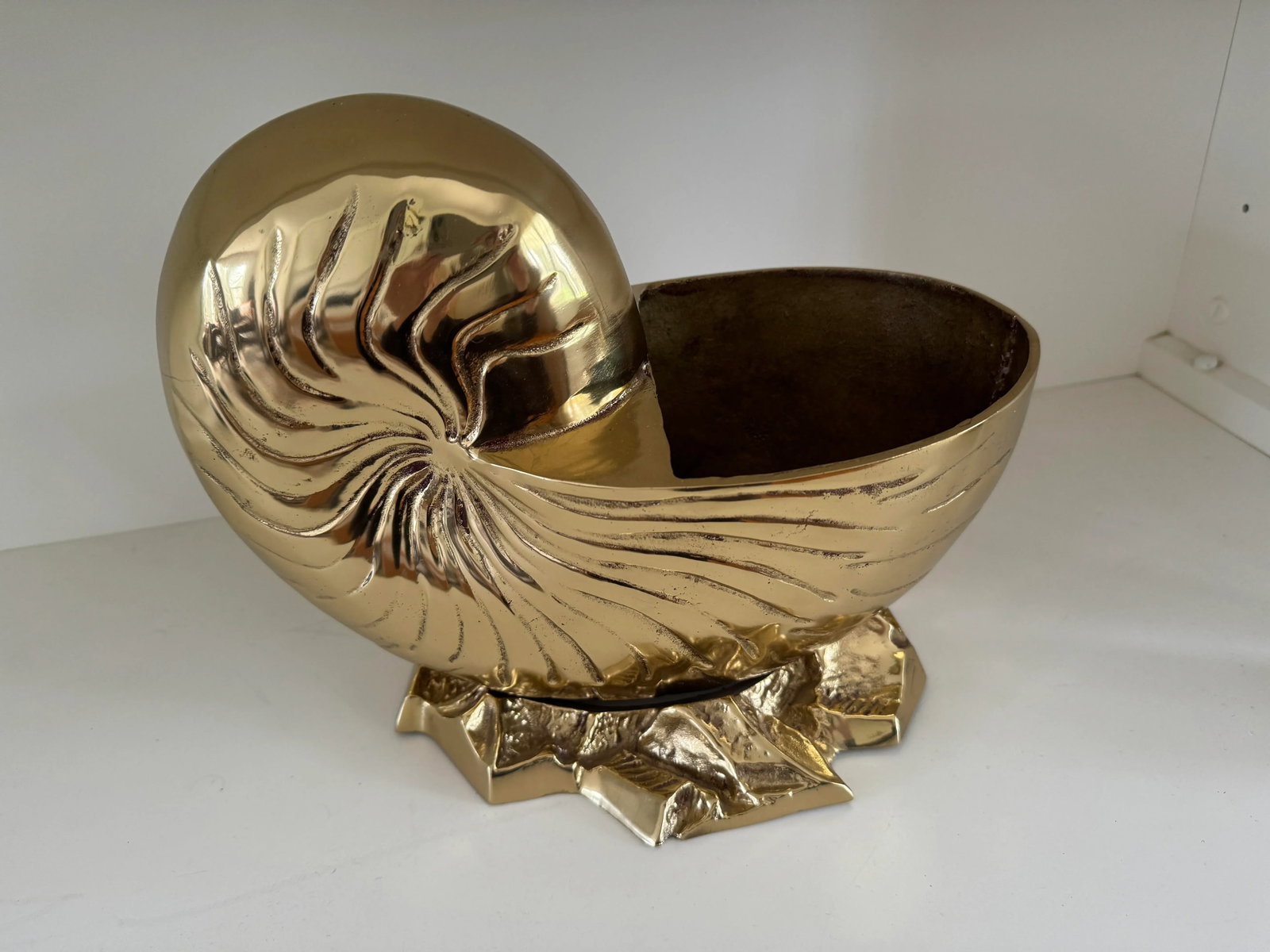 Vintage Heavy Brass Shell Wine Cooler, Planter - 8