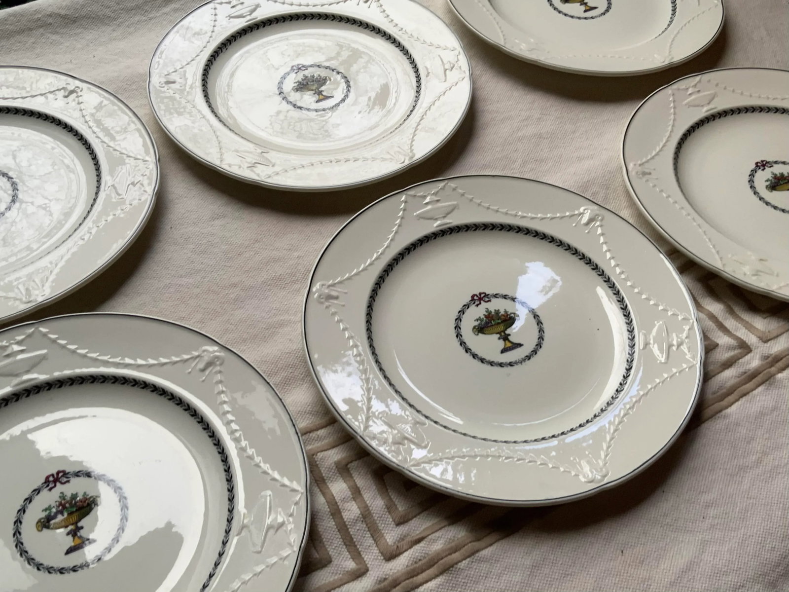 Rare Copeland Spode Neoclassical Dinner Plates, c.1900 - 9