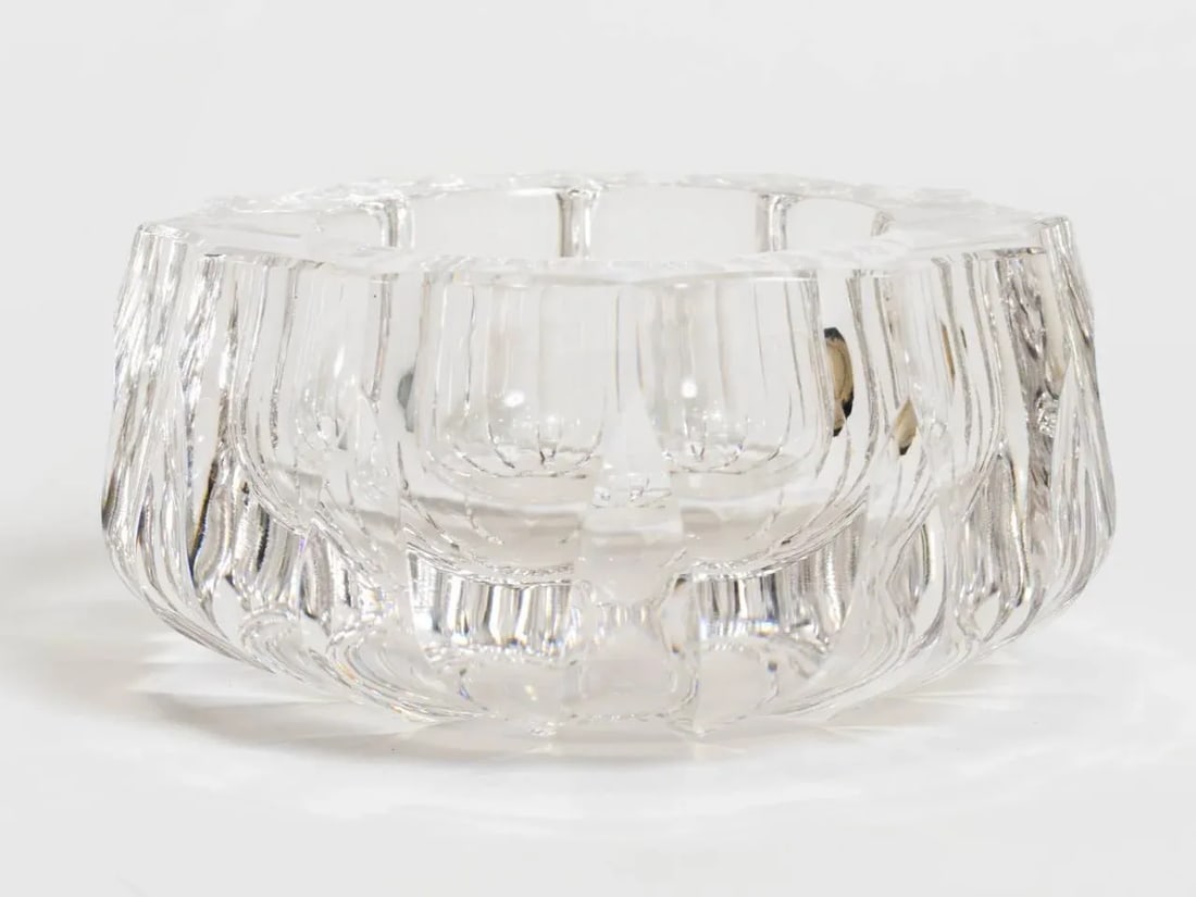 Carved Crystal Glass Ashtray - 3
