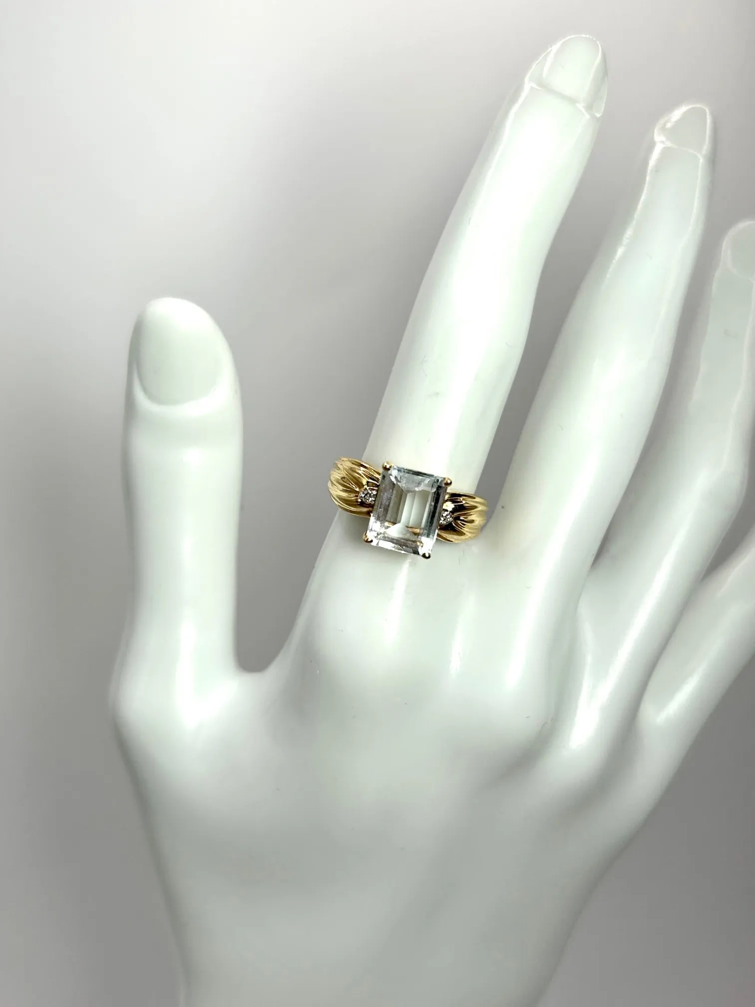 Designer Clyde Duneier Aquamarine & Diamond 14k Yellow Gold 2.7 Carat Ring Size 6.5 - 8