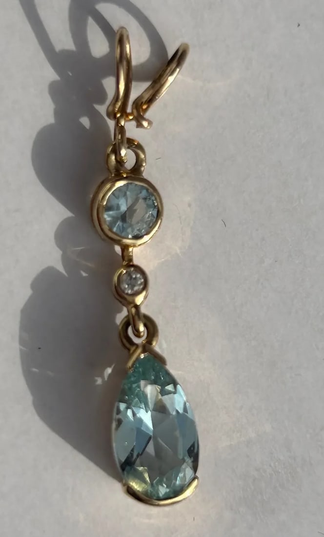 Teardrop Aquamarine and Diamond 14k Yellow Gold Pendant - 9