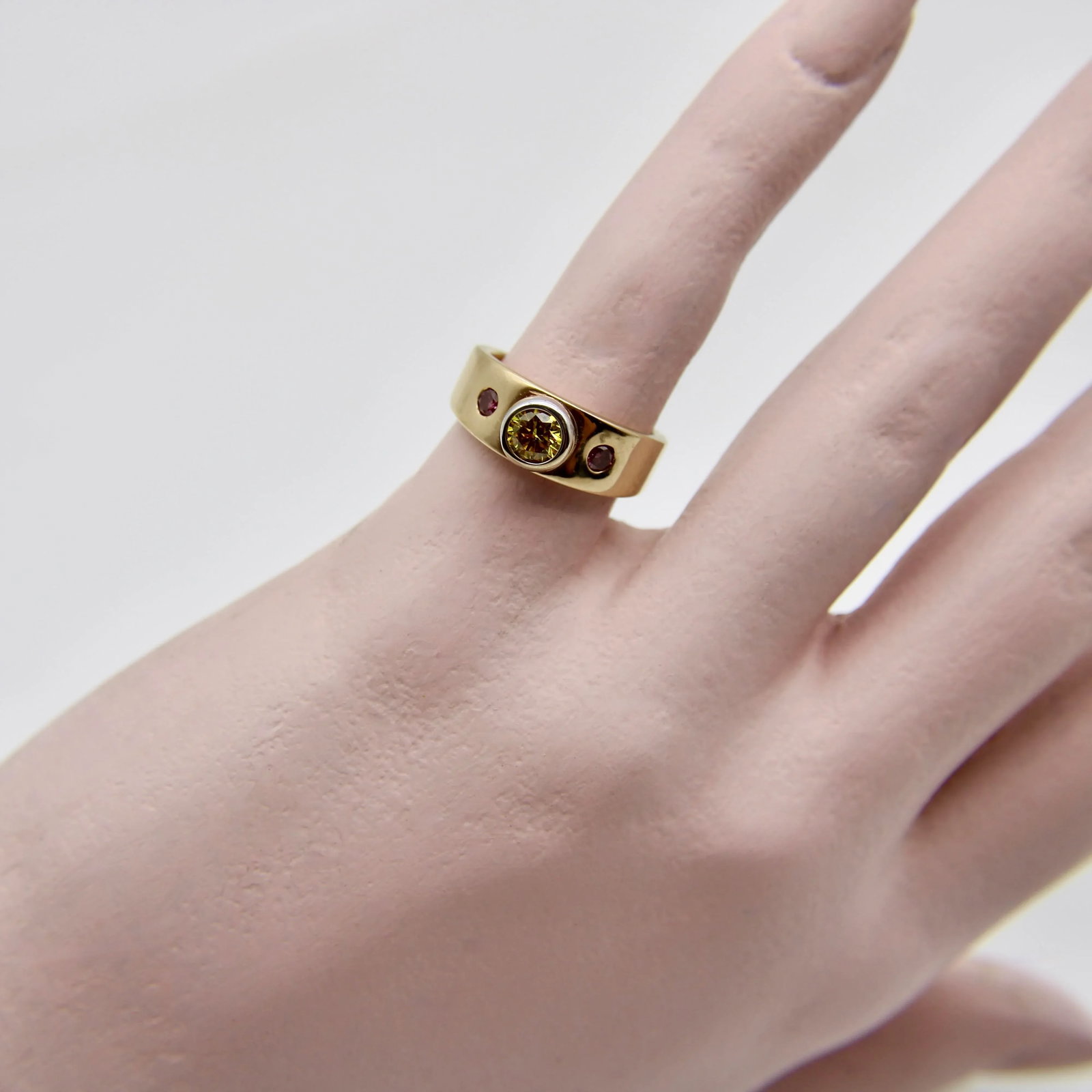 Mwm Goldsmithing 14k Gold Fancy Yellow and Pink Diamond Ring Size 6 - 2