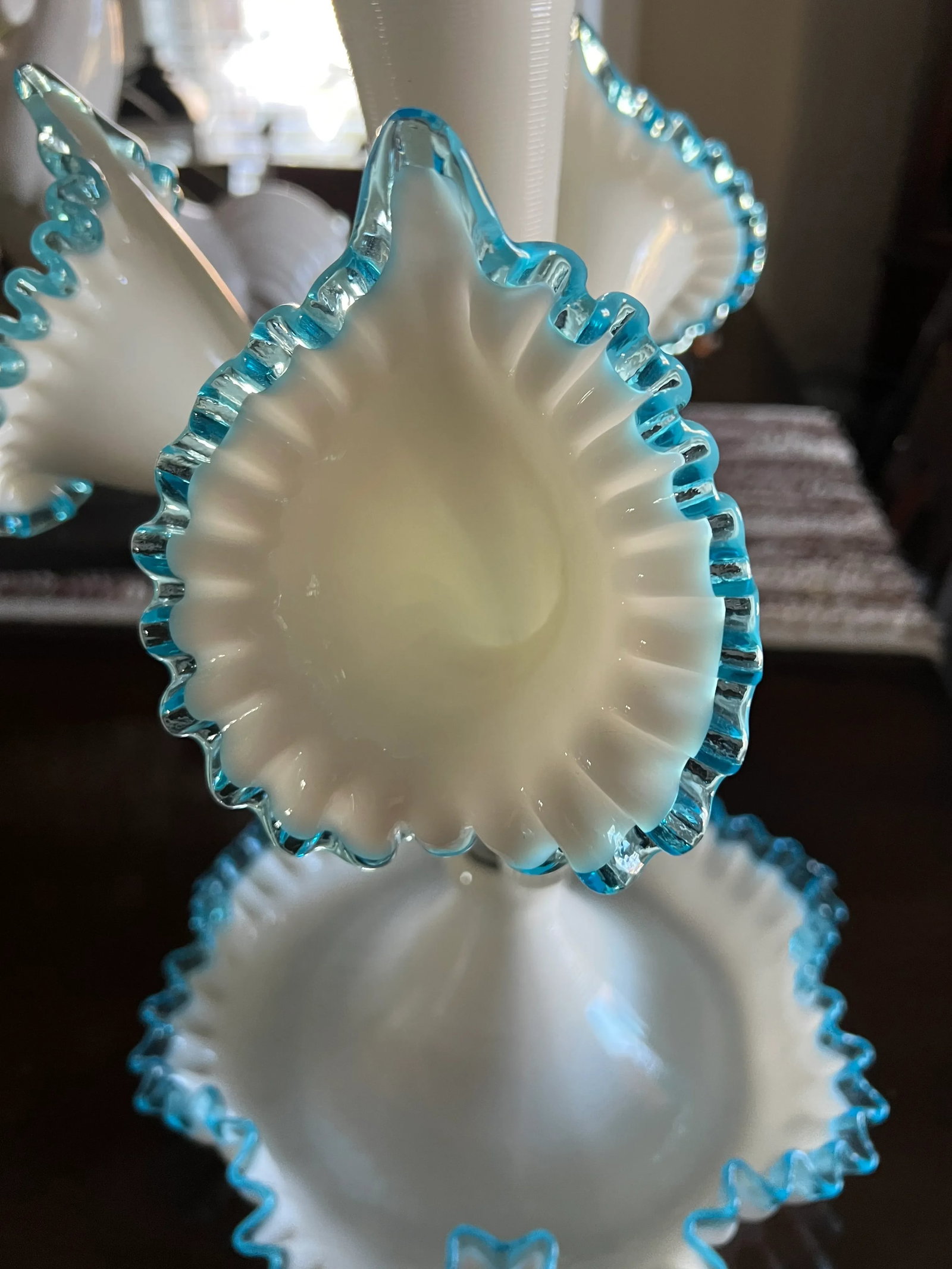 1950s Fenton Epergne Trumpet Vase - 3