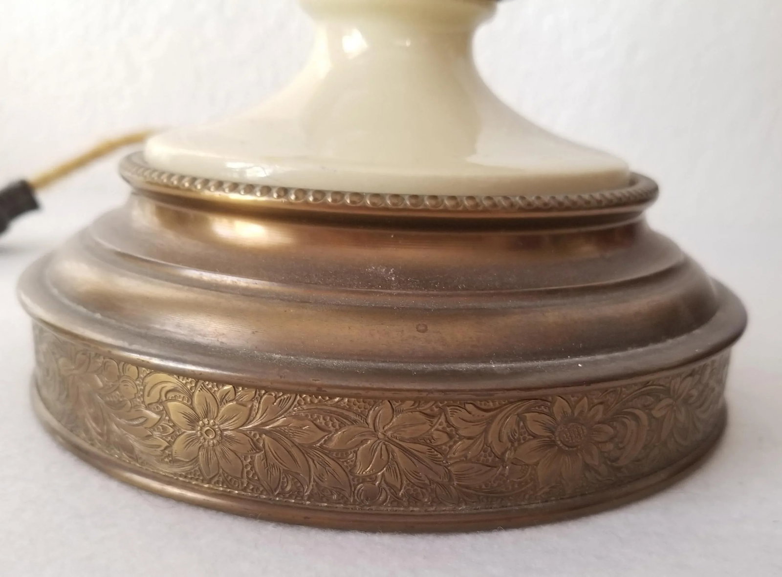 Antique Bouillotte Porcelain & Brass Table Lamp - 5