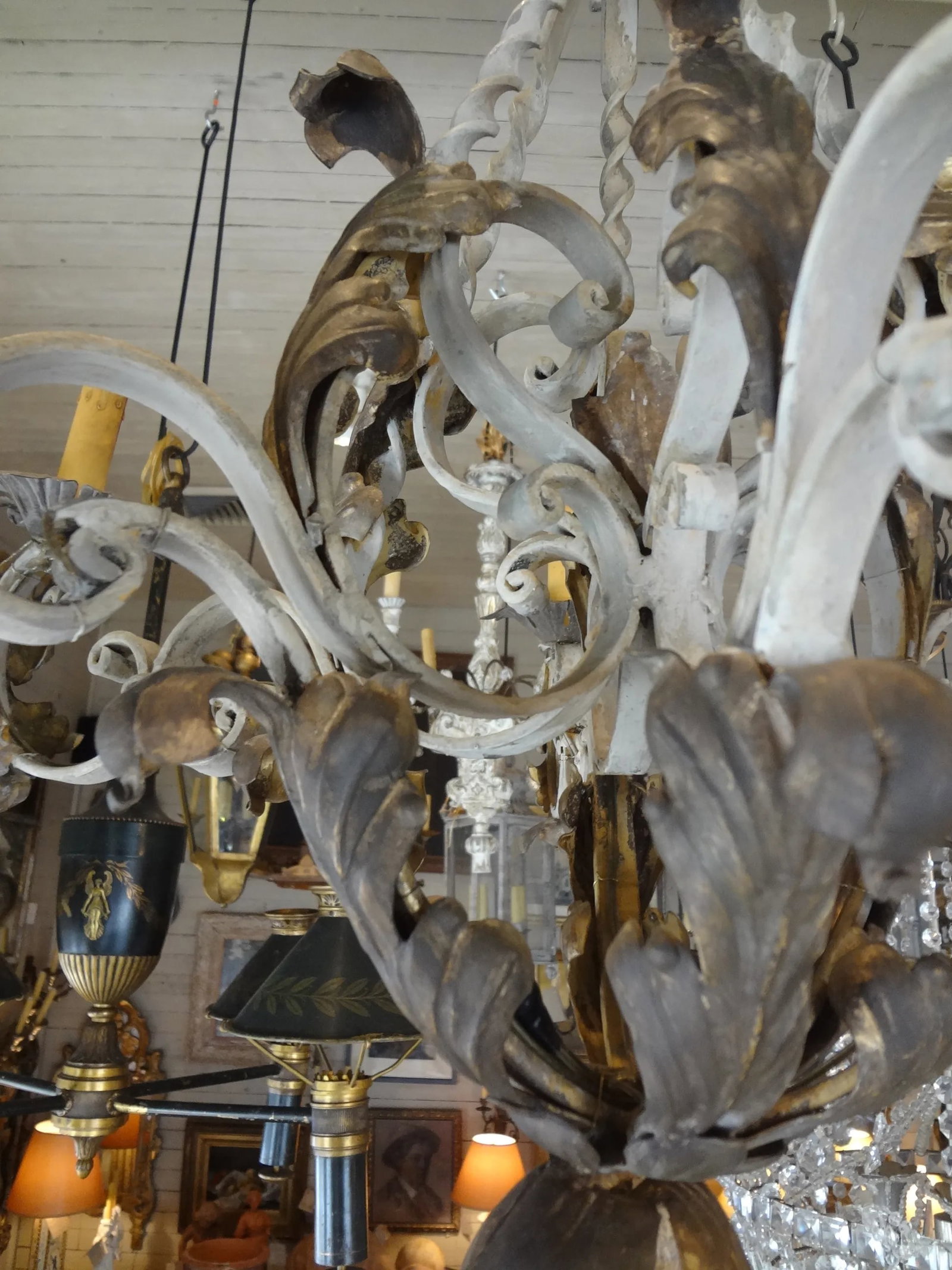 Vintage Italian Wrought Iron Chandelier - 8