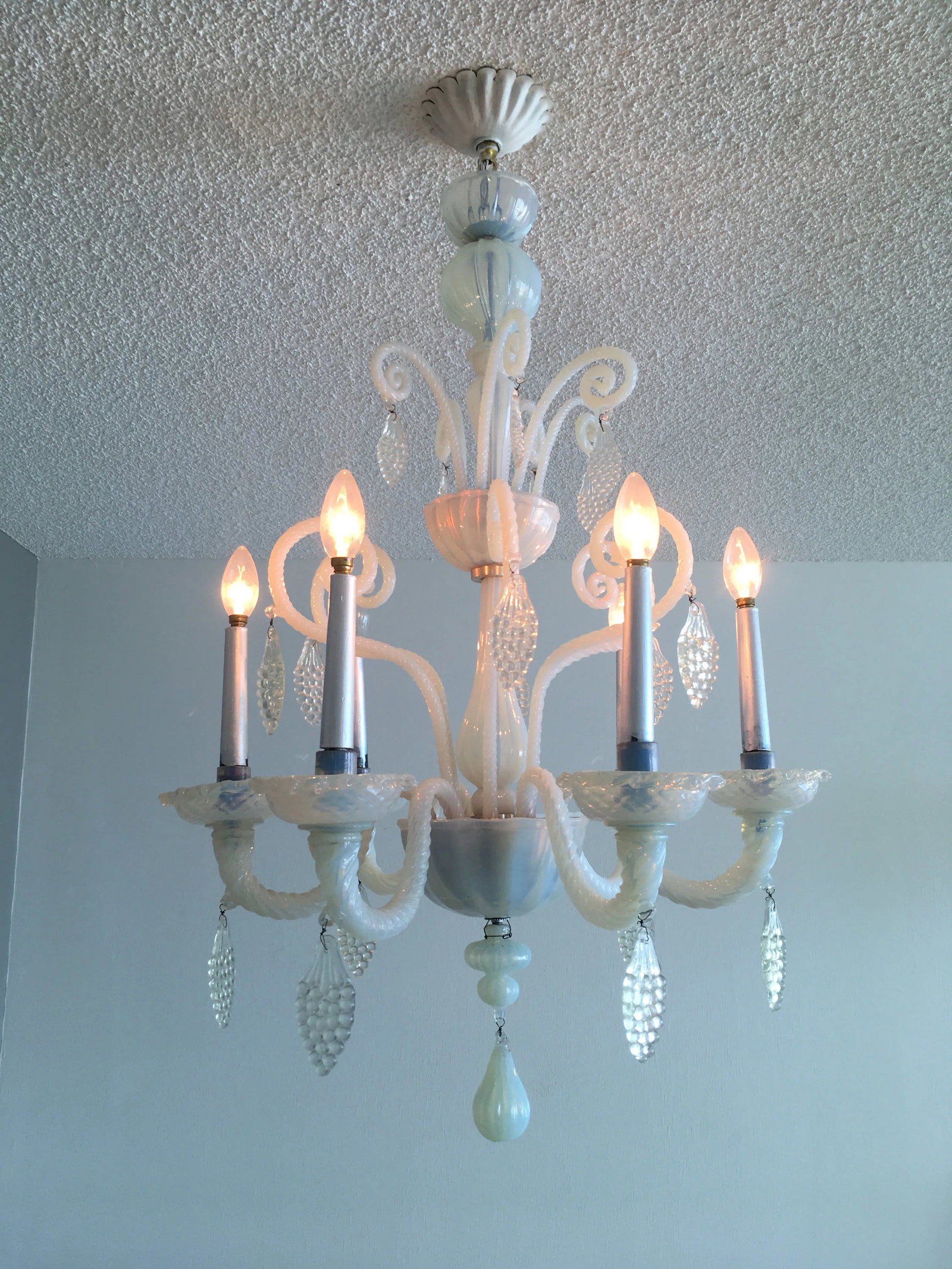 Vintage Opalescent Murano Glass Chandelier - 2