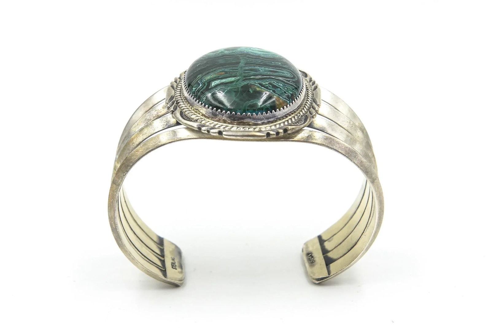 Late 20th Century Large Navajo Native American Sterling Silver and Malachite Cuff Bracelet by Begay - 3