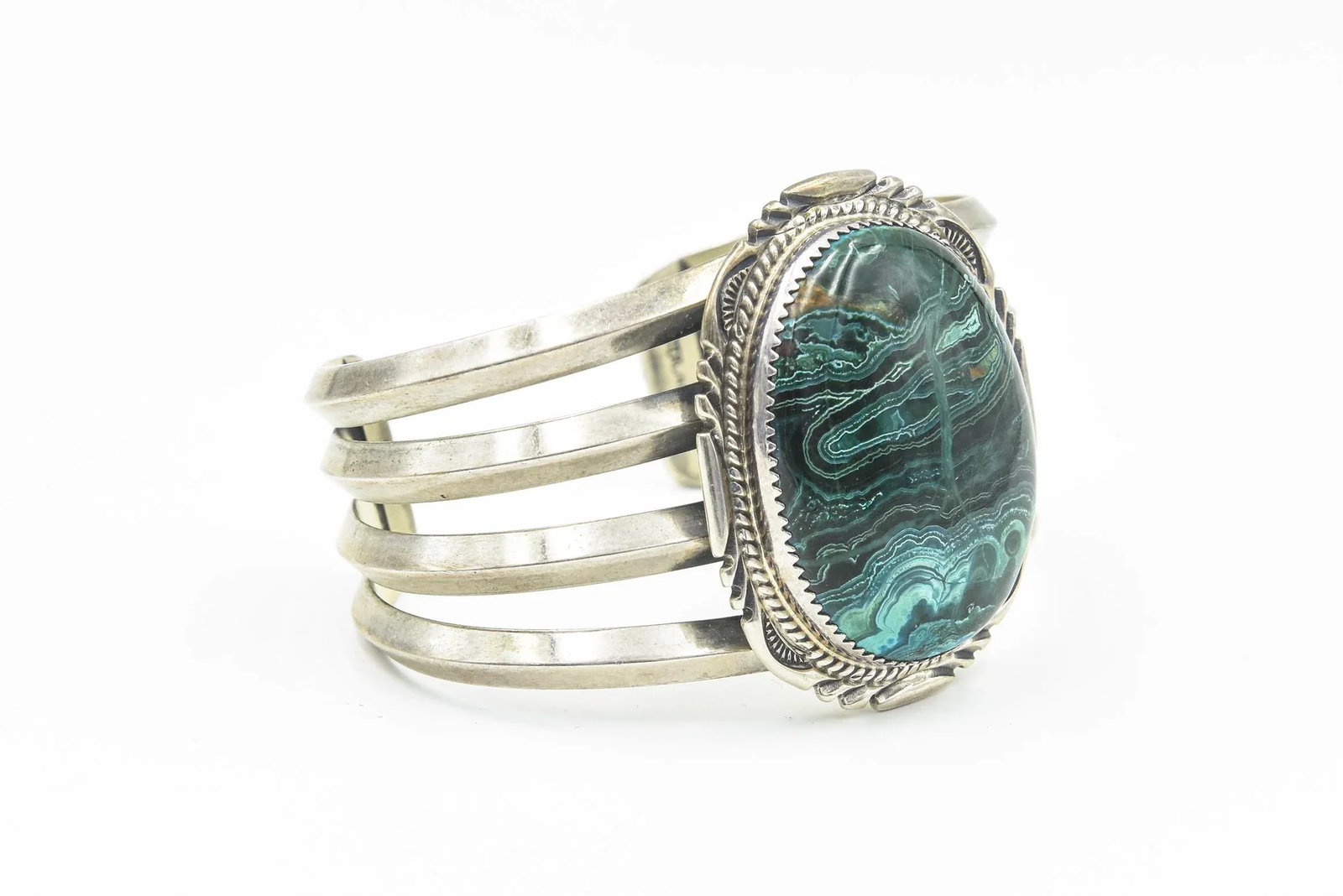 Late 20th Century Large Navajo Native American Sterling Silver and Malachite Cuff Bracelet by Begay - 7