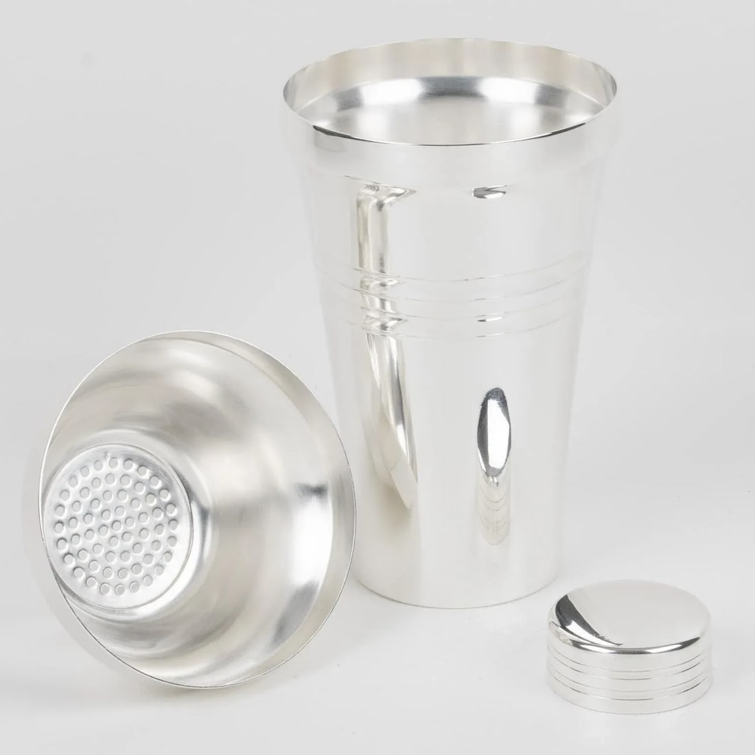 Art Deco Silver Plate Cocktail Shaker by Silversmith Saint Medard France - 3