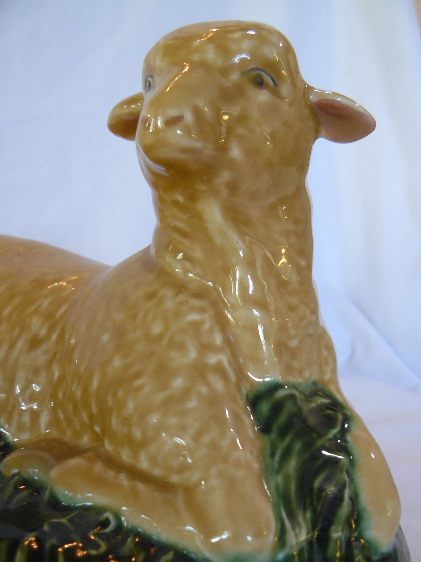Mid 20th Century Mottahedeh Hand-Painted Lambs, Unmarked - a Pair - 10