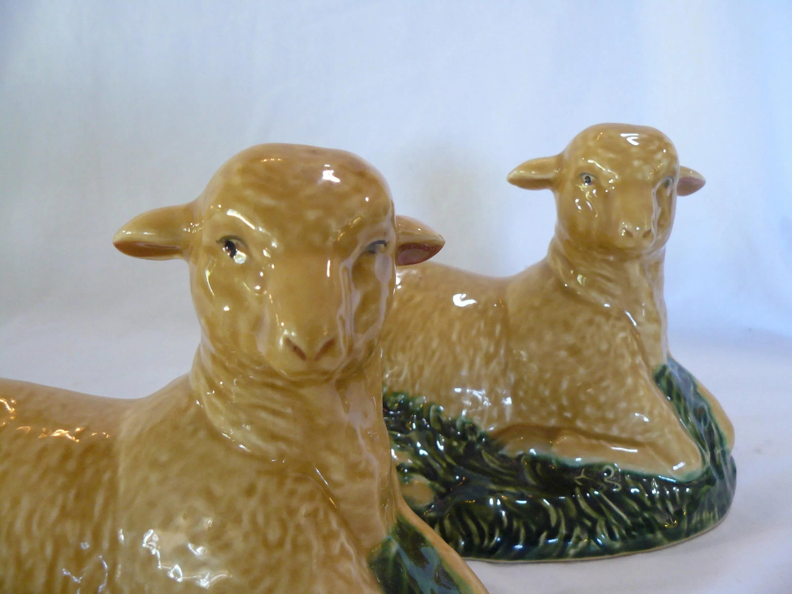 Mid 20th Century Mottahedeh Hand-Painted Lambs, Unmarked - a Pair - 2