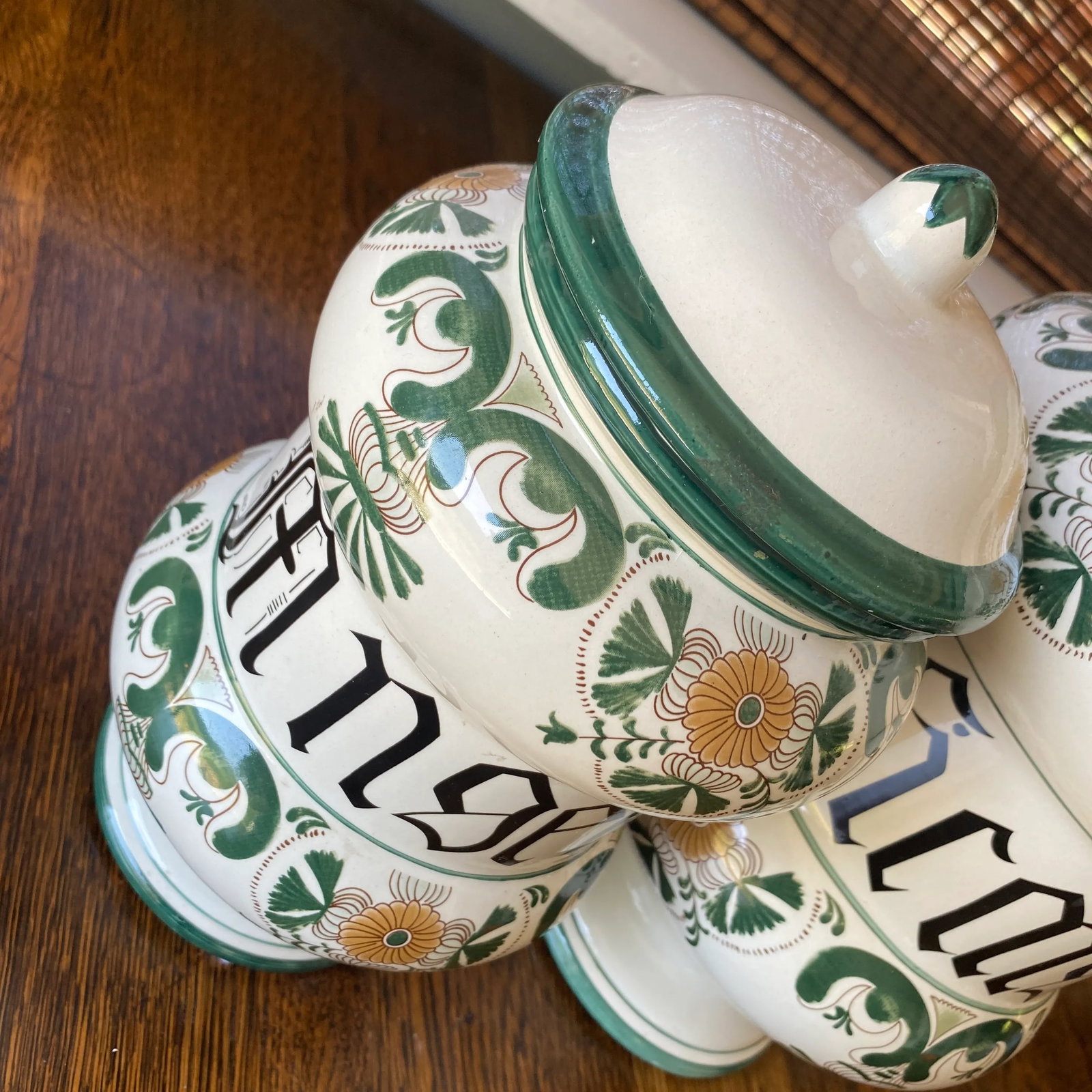 Set of Two 1900s European Apothecary Jars - 5