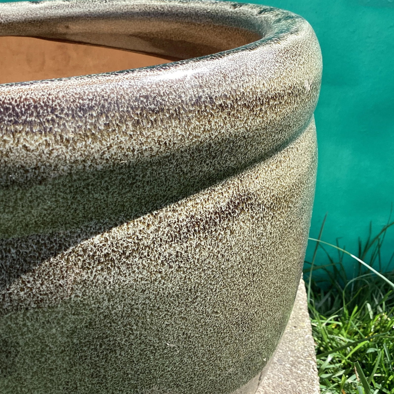 Late 20th Century Large Outdoor/Indoor Glazed Ceramic Planter - 4